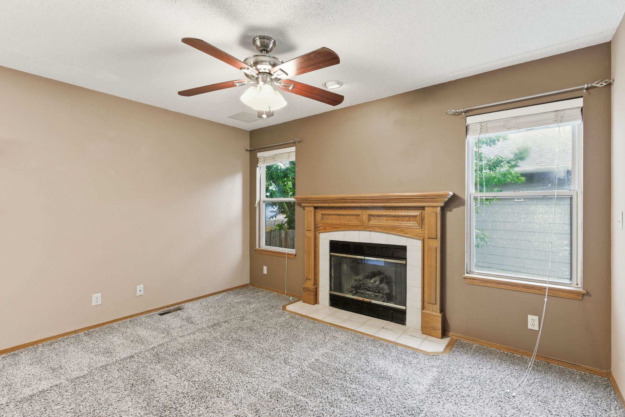 2720 N Beacon Hill Wichita KS 67220