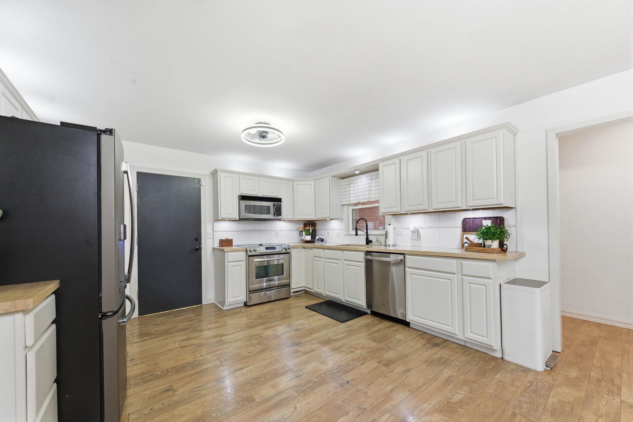 840 N Waddington Avenue Wichita KS 67212