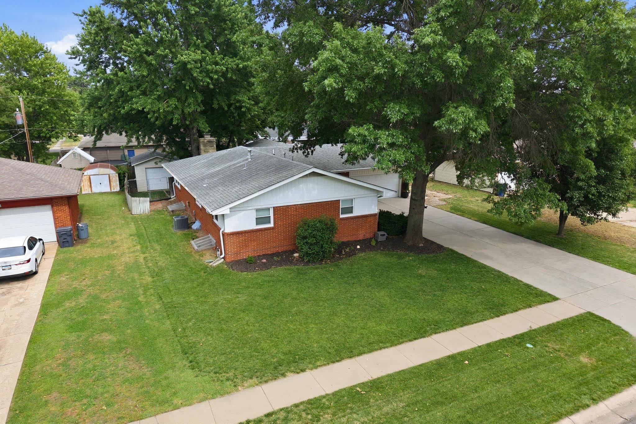 840 N Waddington Avenue Wichita KS 67212