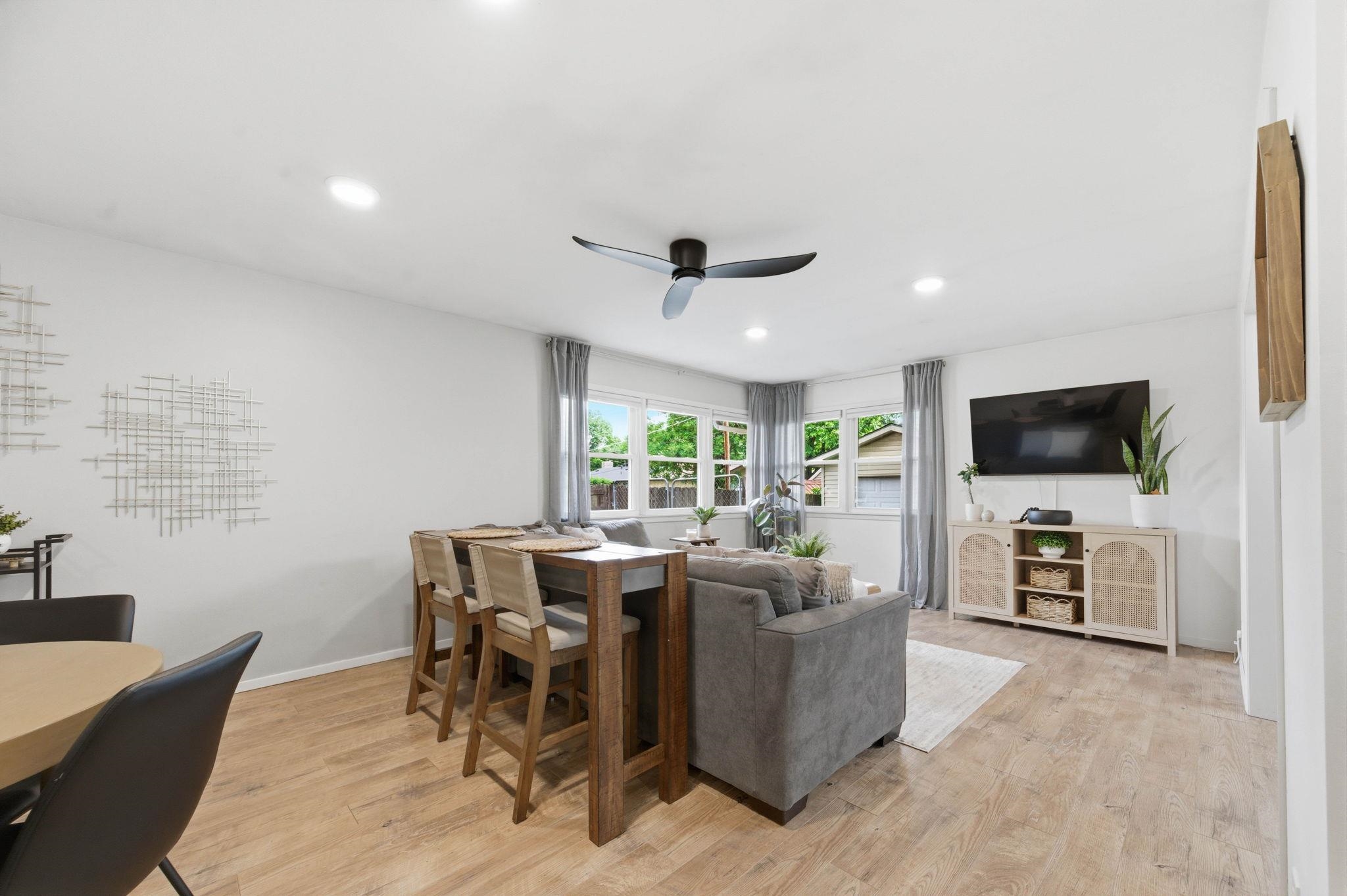 840 N Waddington Avenue Wichita KS 67212