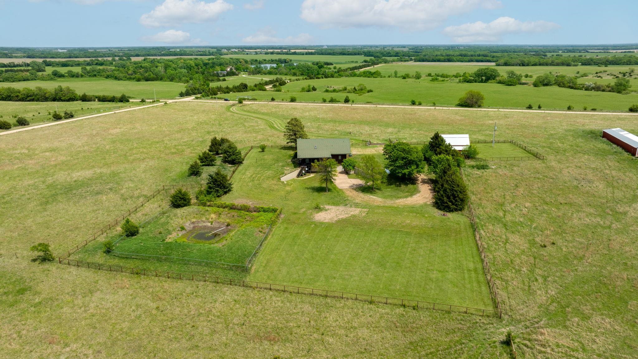 9615 S Rock Road Valley Center KS 67147