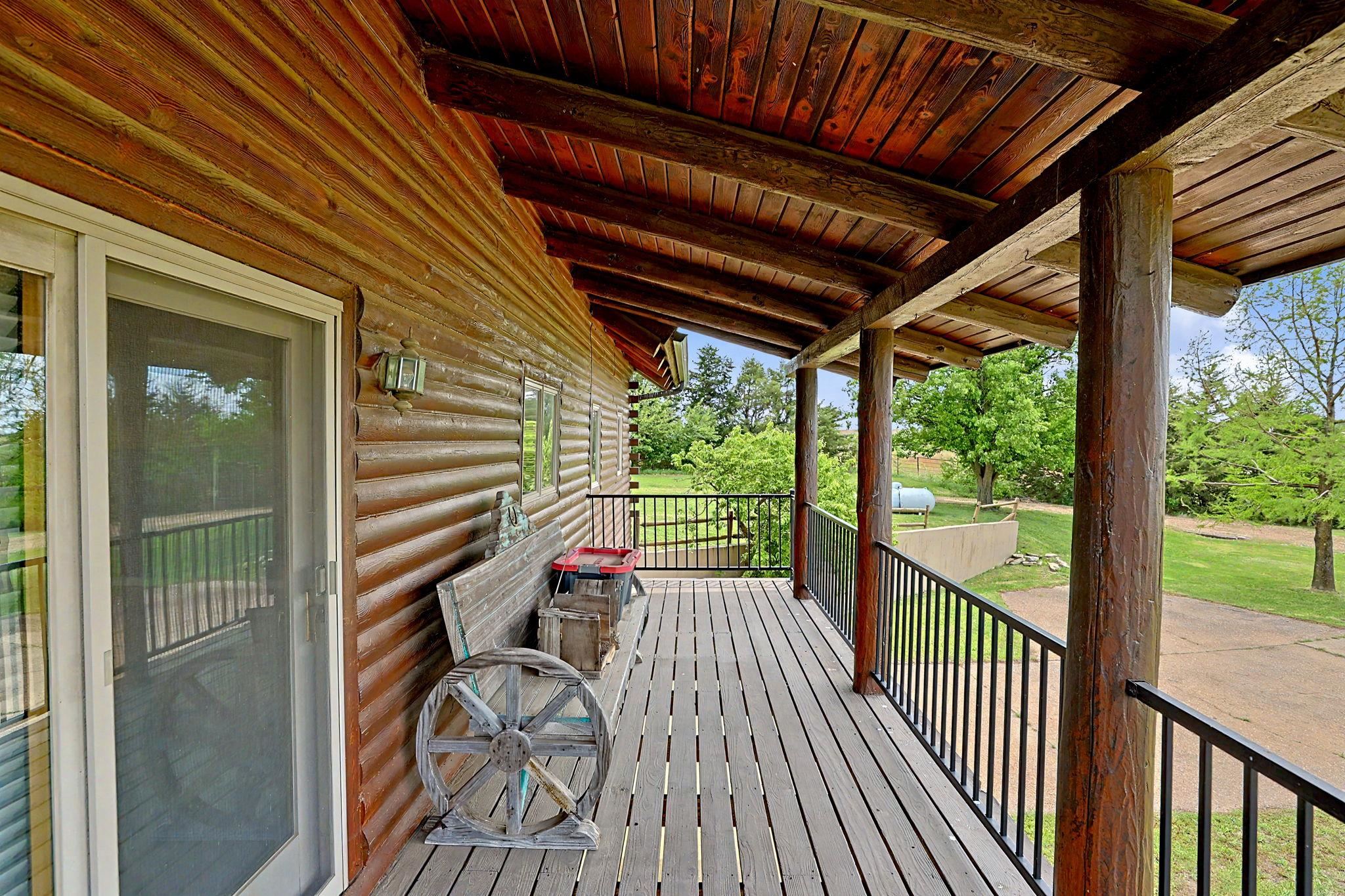 9615 S Rock Road Valley Center KS 67147