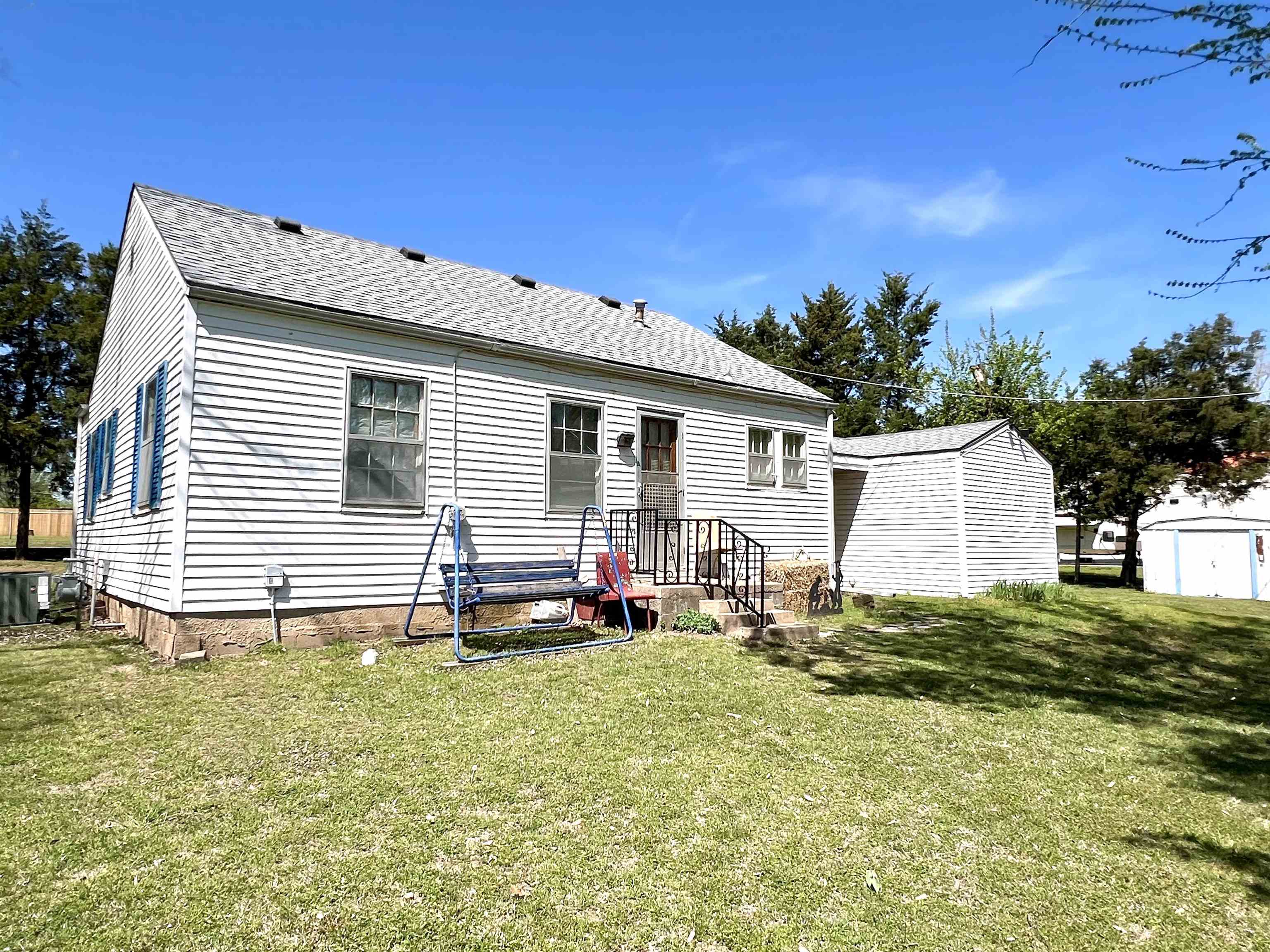 3224 N 8th Arkansas City KS 67005