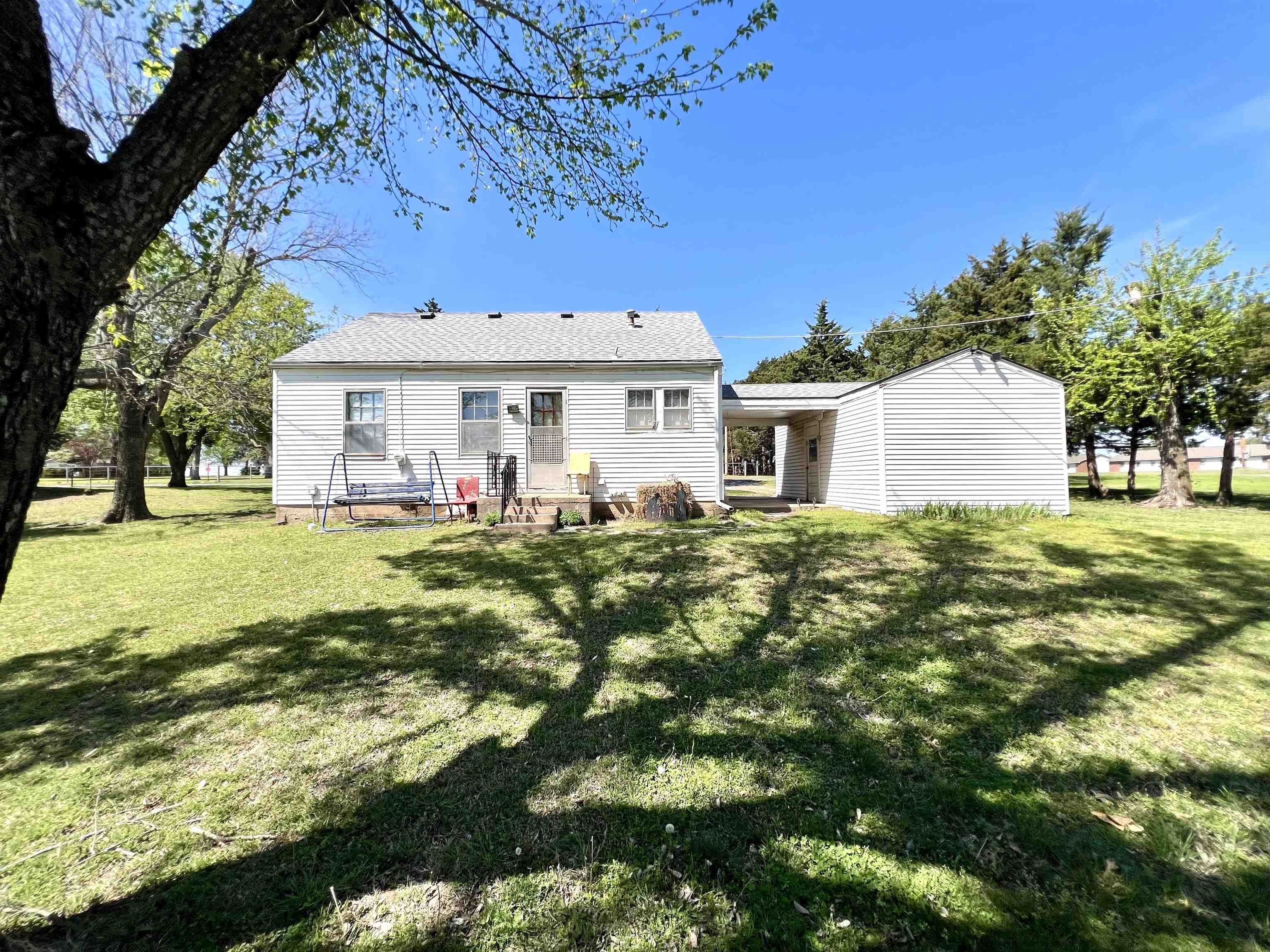 3224 N 8th Arkansas City KS 67005