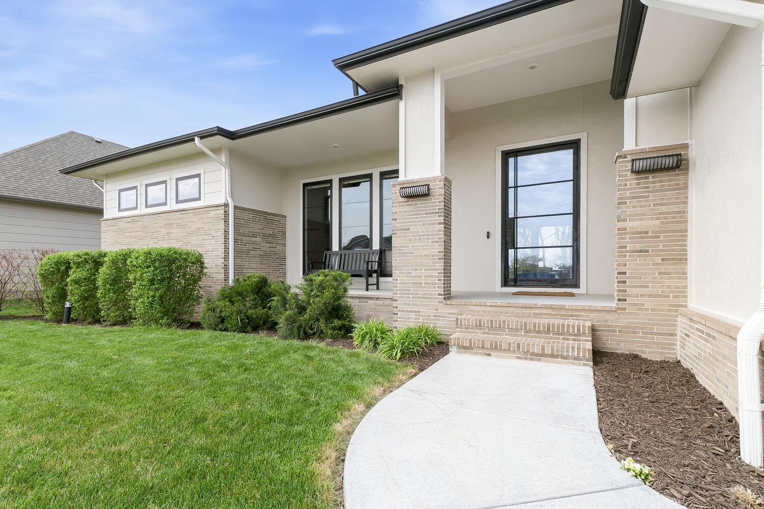 1525 N Shadow Rock Drive Andover KS 67002