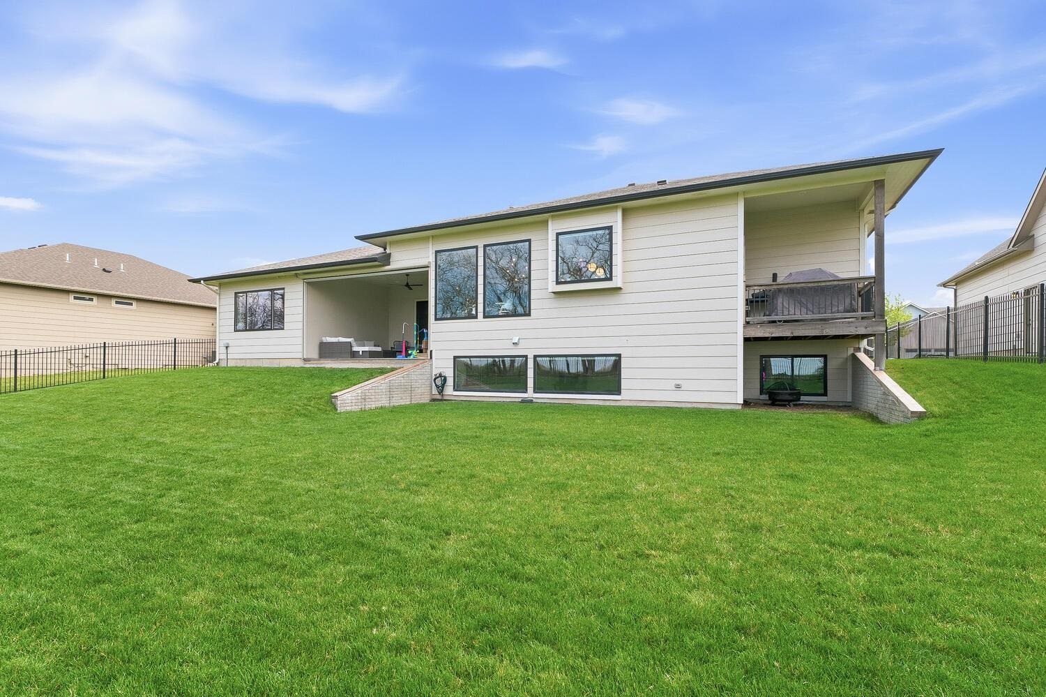 1525 N Shadow Rock Drive Andover KS 67002