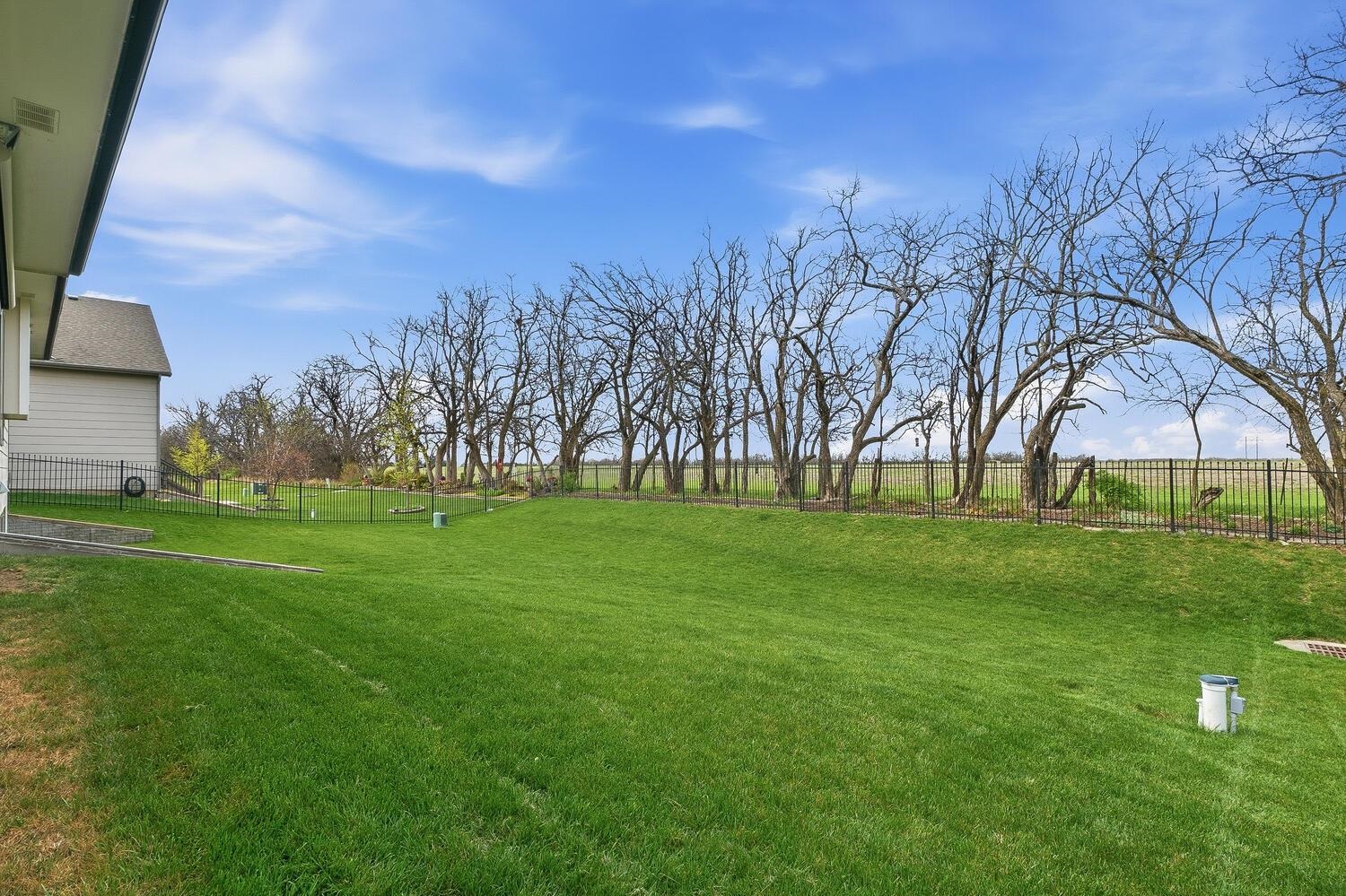 1525 N Shadow Rock Drive Andover KS 67002