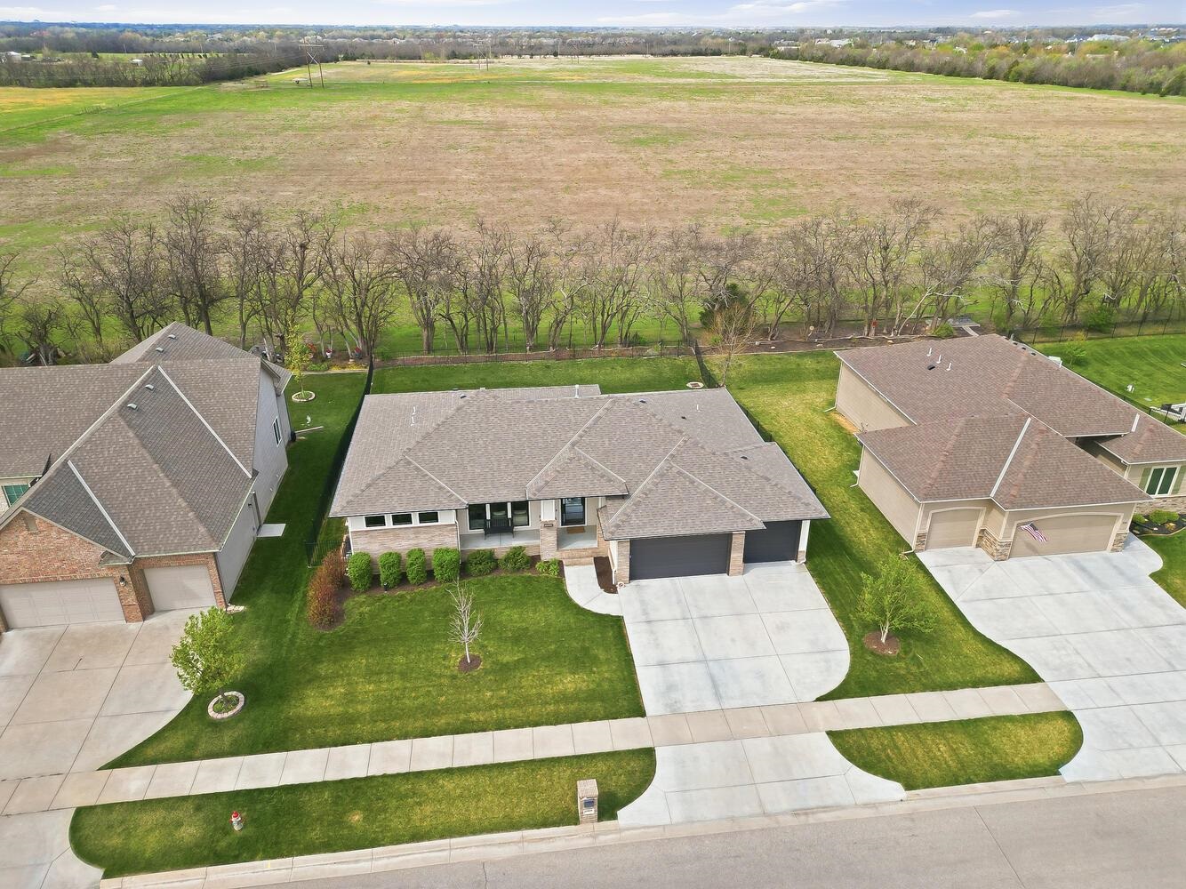 1525 N Shadow Rock Drive Andover KS 67002