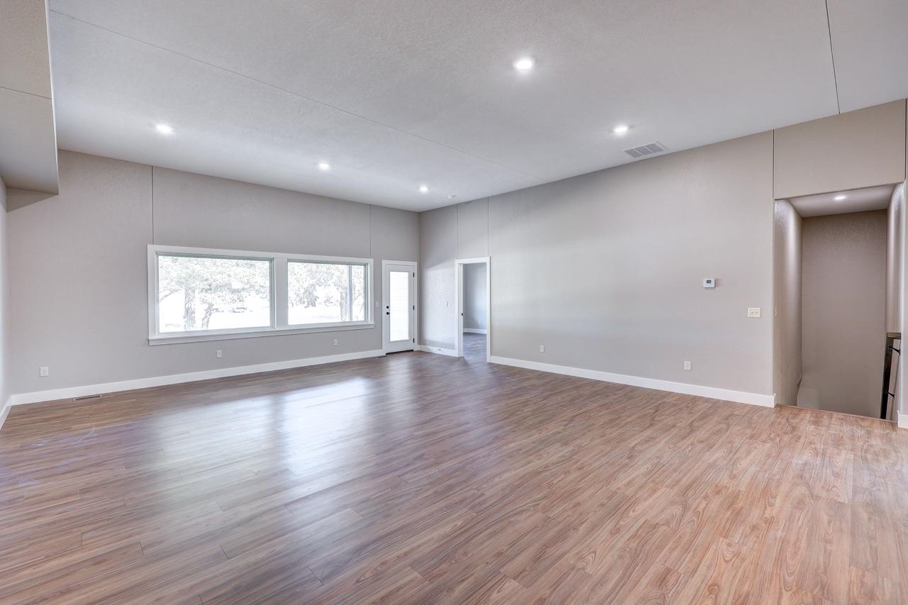 3114 Long Court Winfield KS 67156