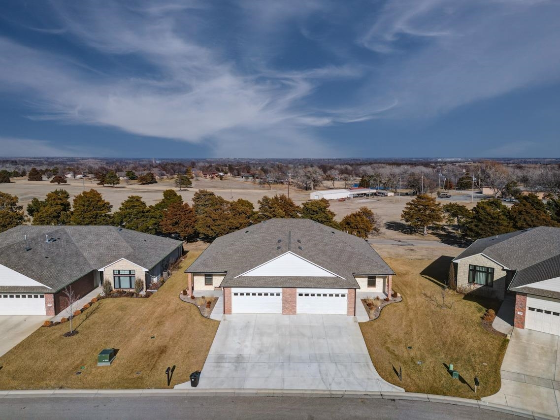 3114 Long Court Winfield KS 67156