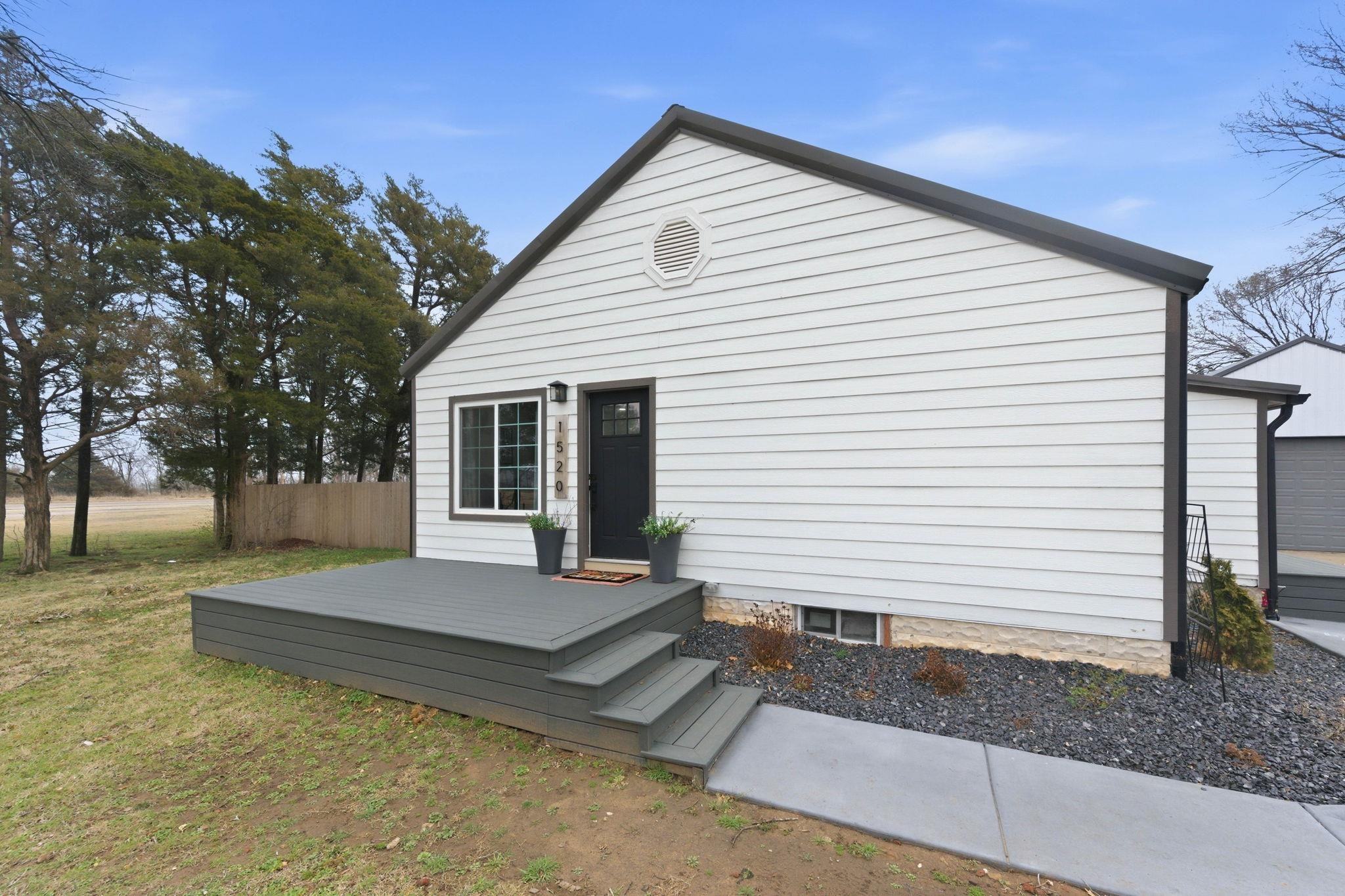 1520 S 383rd Street W Cheney KS 67025