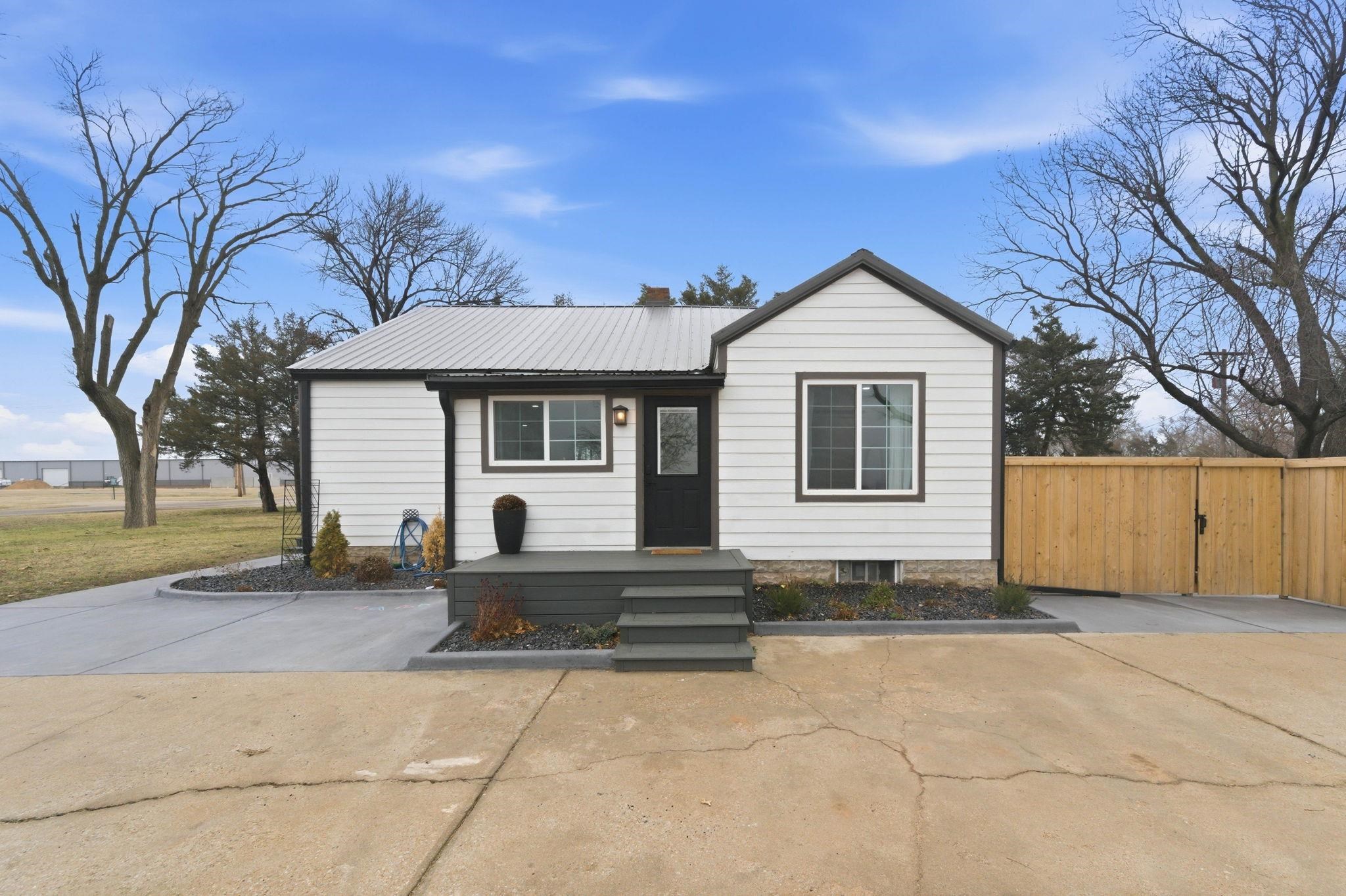 1520 S 383rd Street W Cheney KS 67025