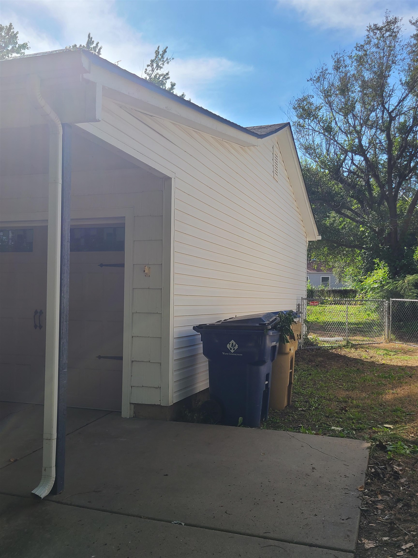 1035 N Georgie Derby KS 67037