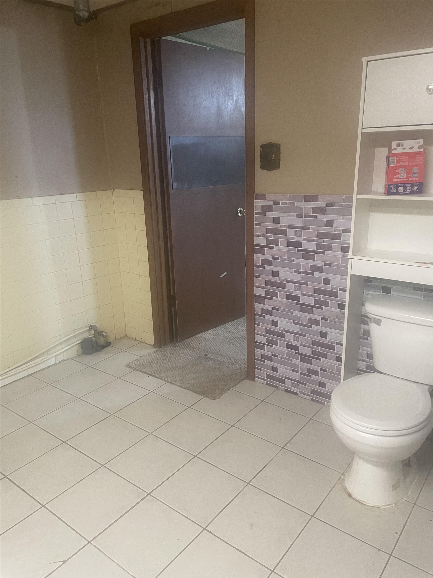 522 W 8th Harper KS 67058
