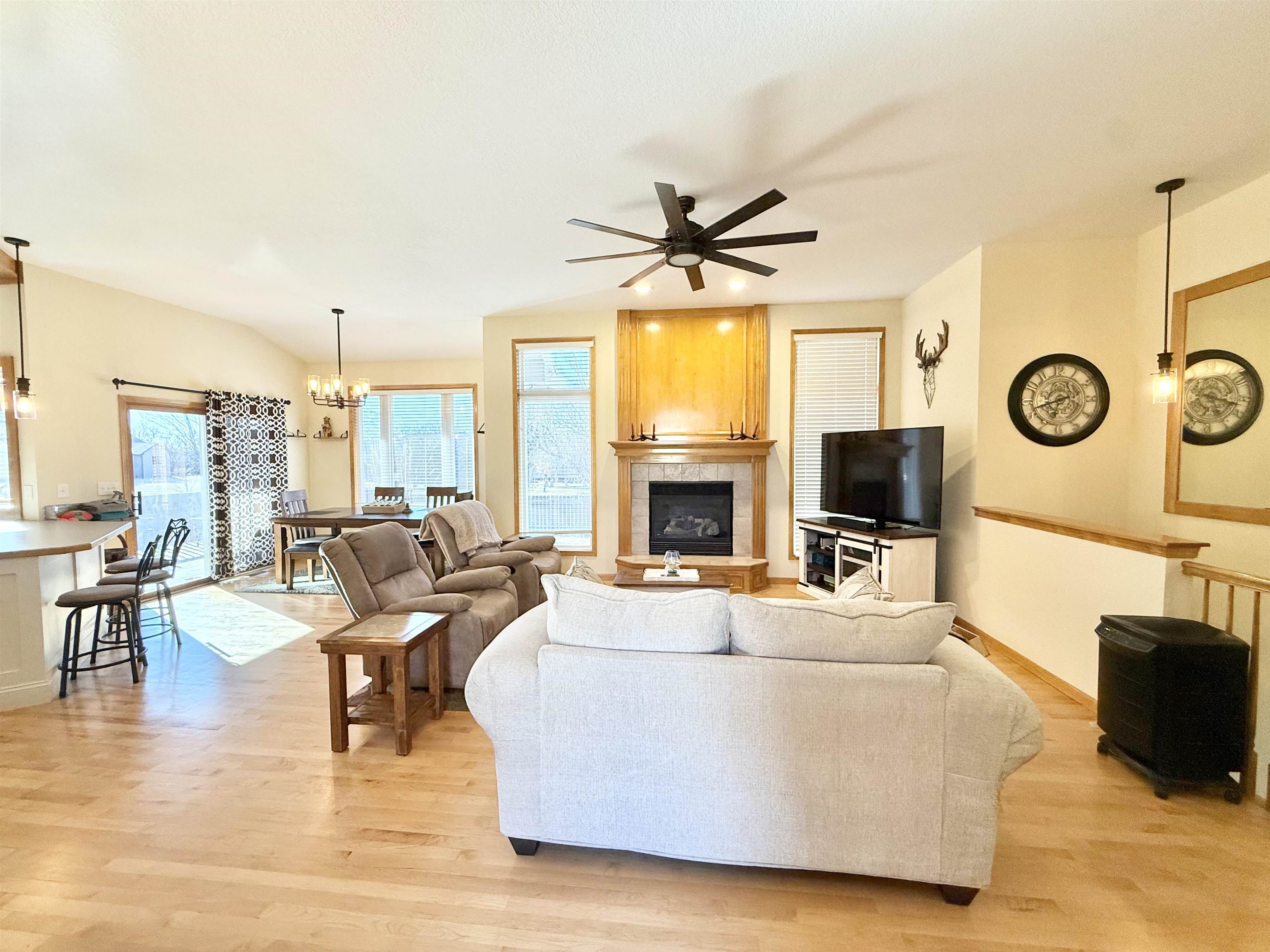 325 S Chippers Court Andover KS 67002