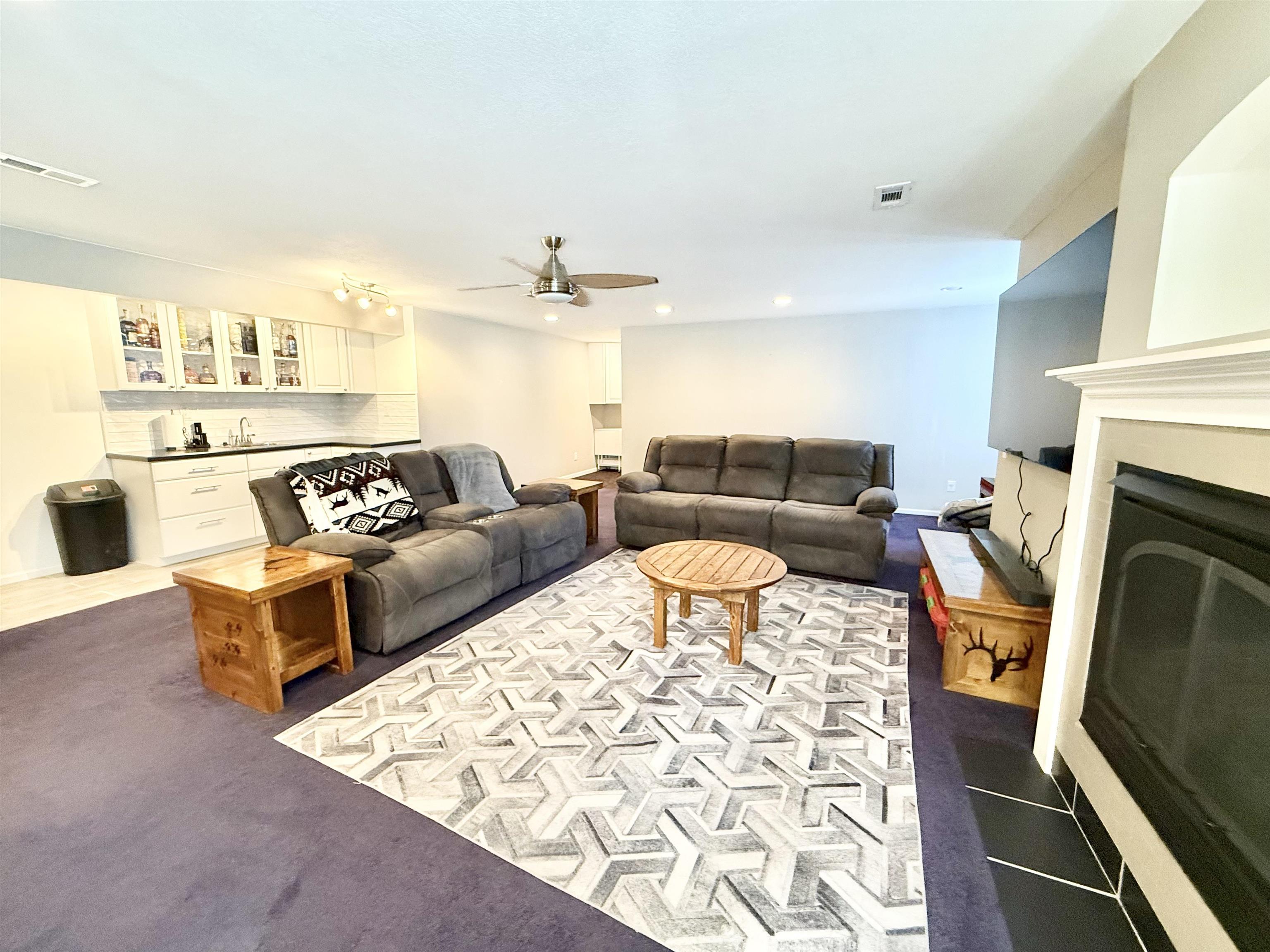 325 S Chippers Court Andover KS 67002