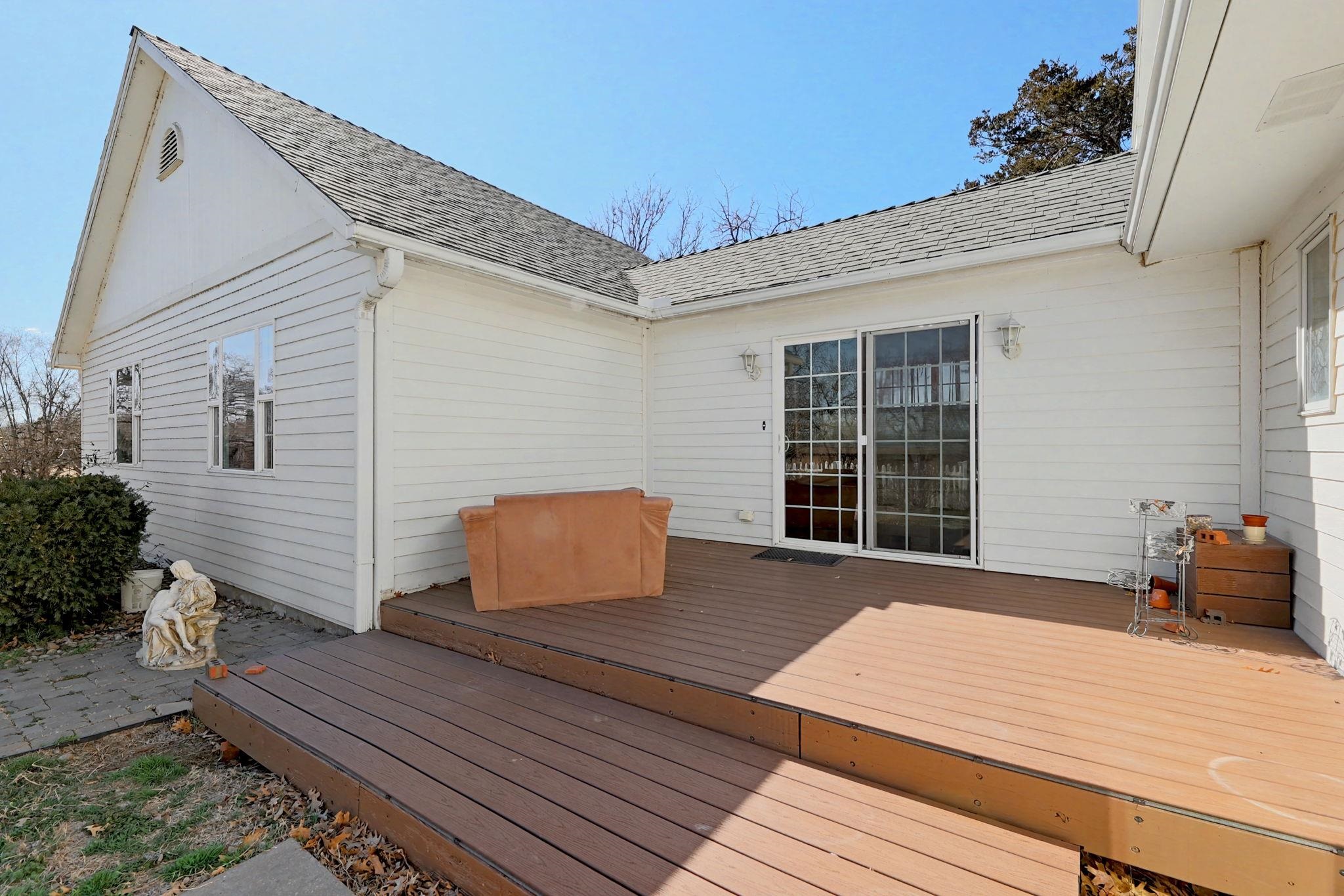 21424 SW County Line Road Rose Hill KS 67133