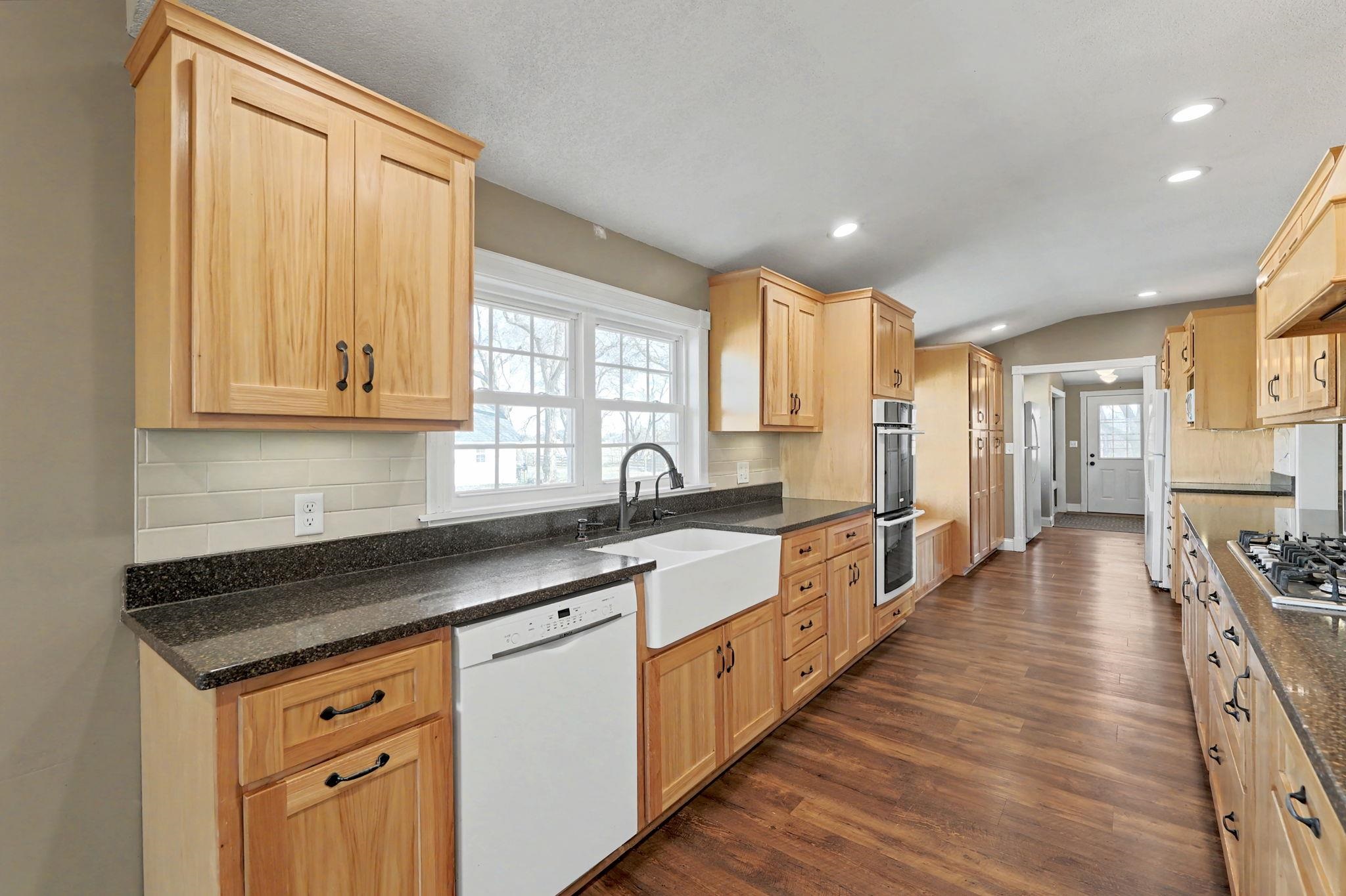 21424 SW County Line Road Rose Hill KS 67133