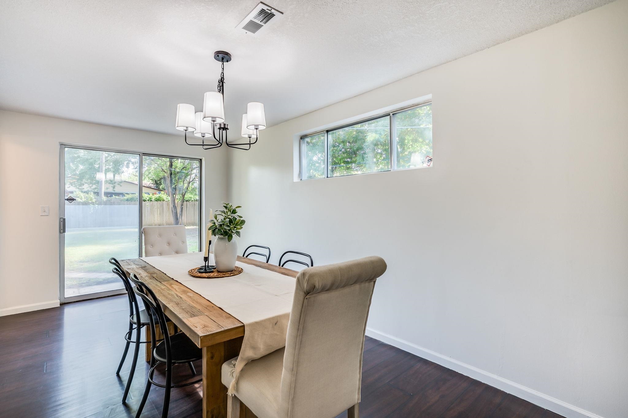 1903 E Bayley Street Wichita KS 67211