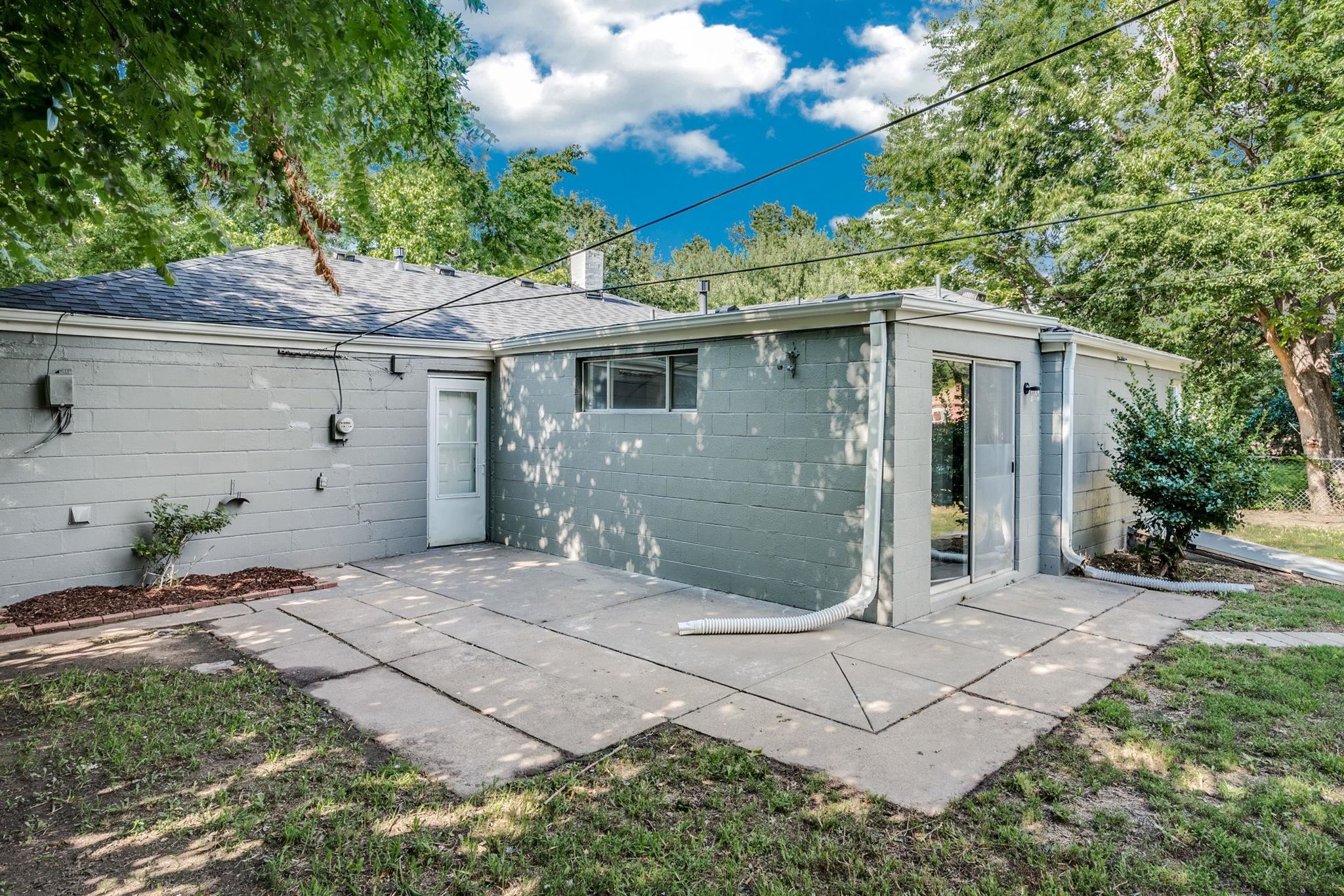 1903 E Bayley Street Wichita KS 67211