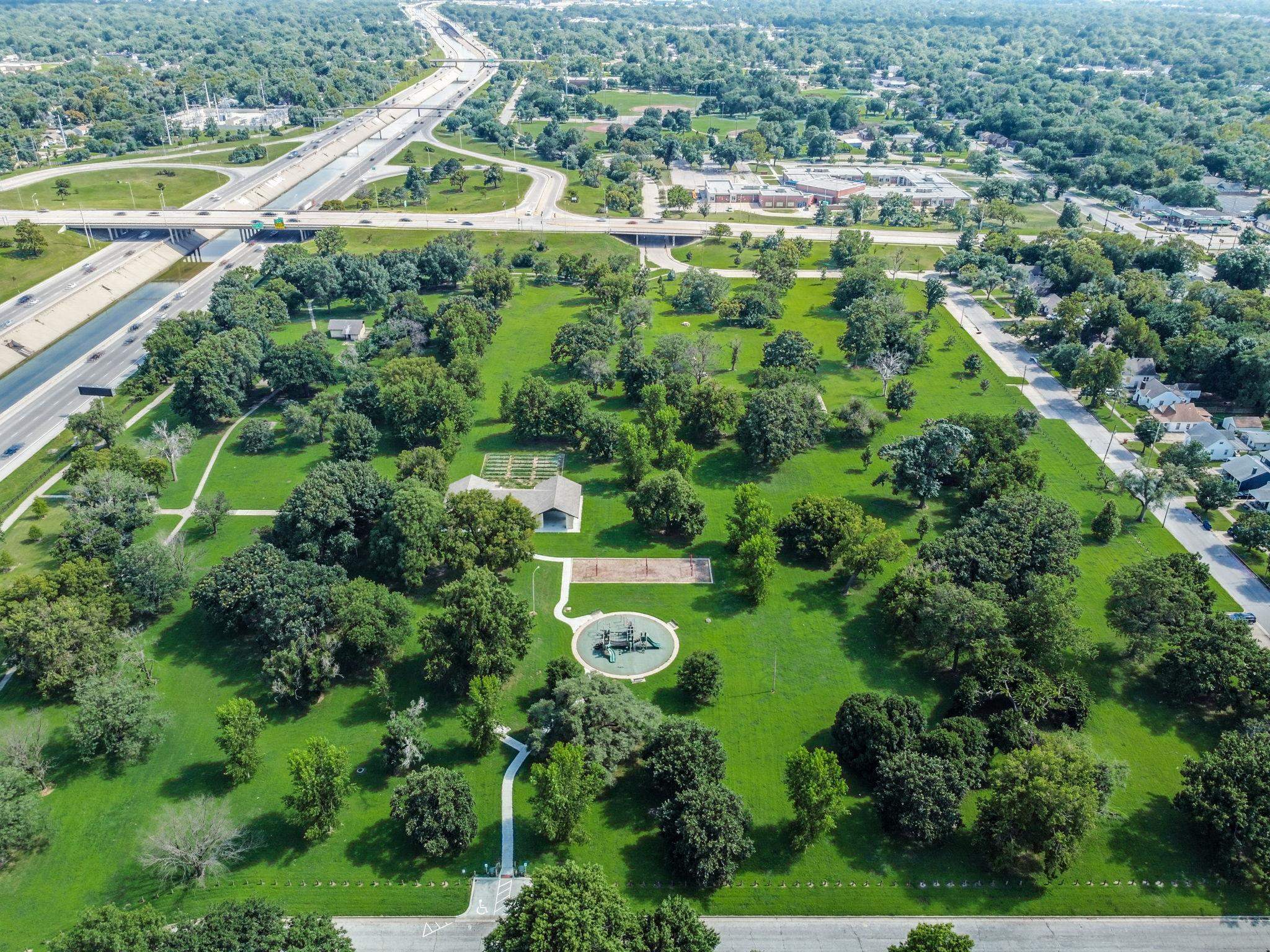 1903 E Bayley Street Wichita KS 67211