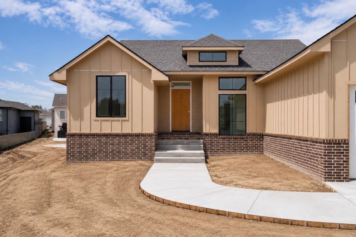 5915 N St Paul Court Wichita KS 67204