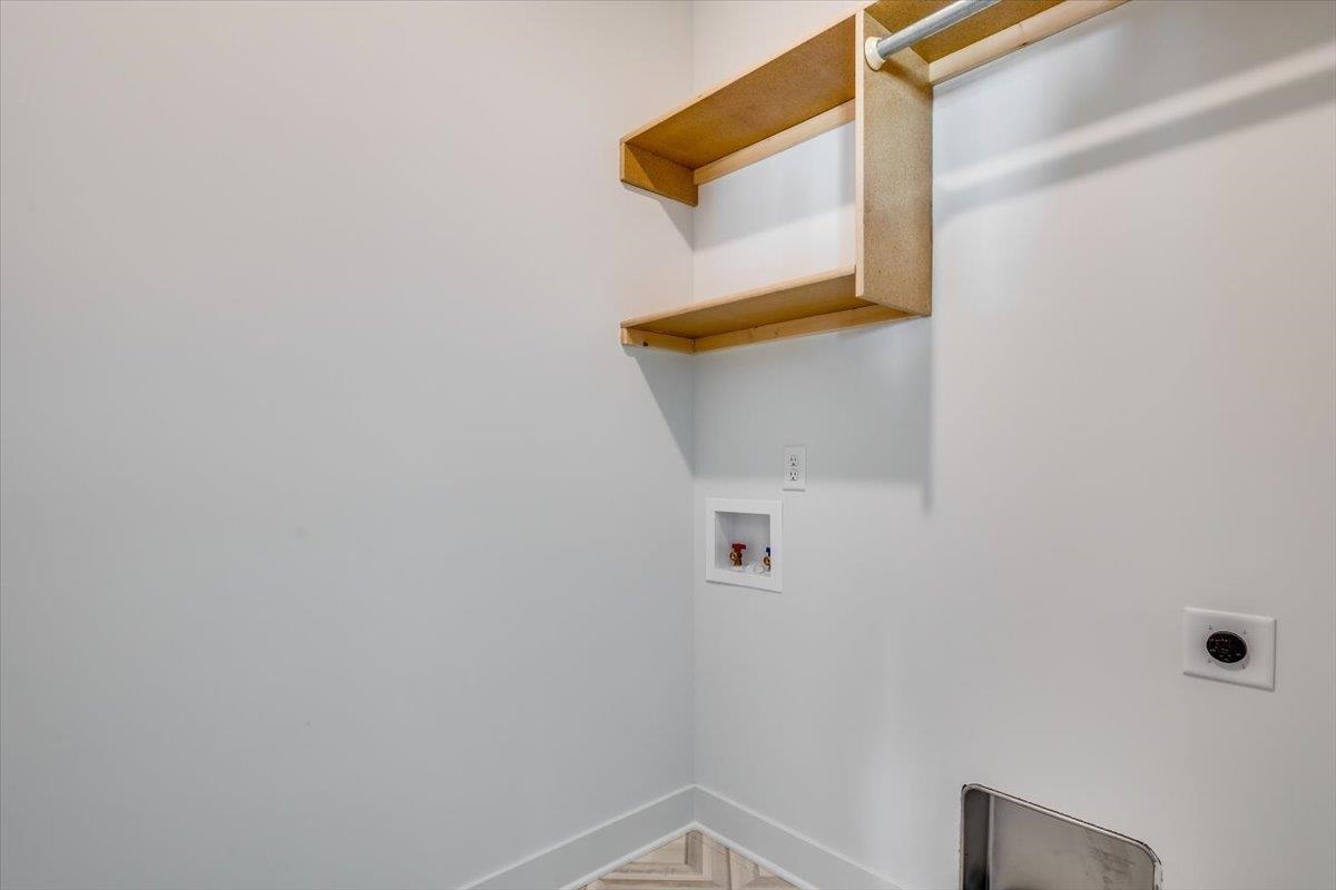 5915 N St Paul Court Wichita KS 67204
