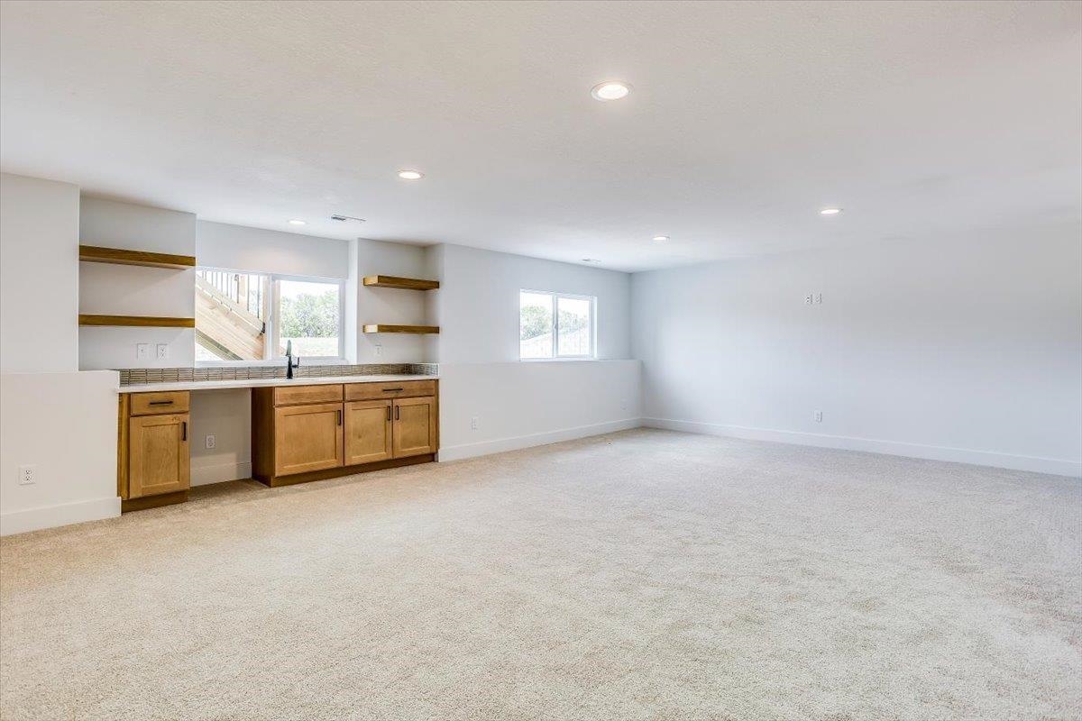 5915 N St Paul Court Wichita KS 67204