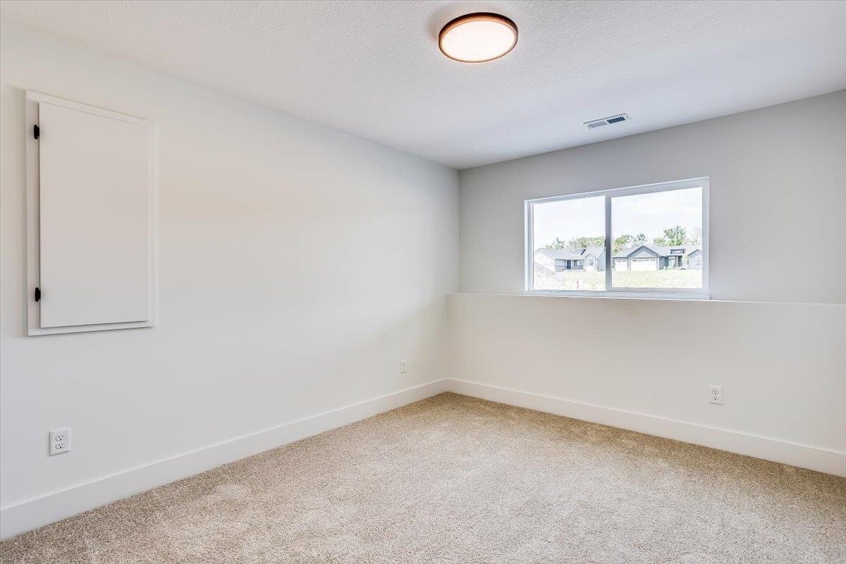 5915 N St Paul Court Wichita KS 67204