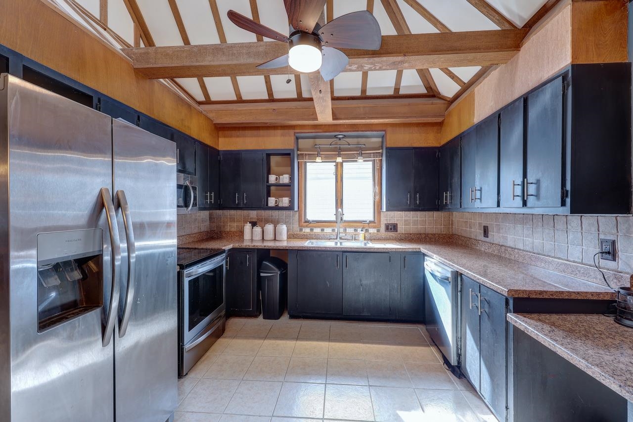 915 E 15th Avenue Winfield KS 67156
