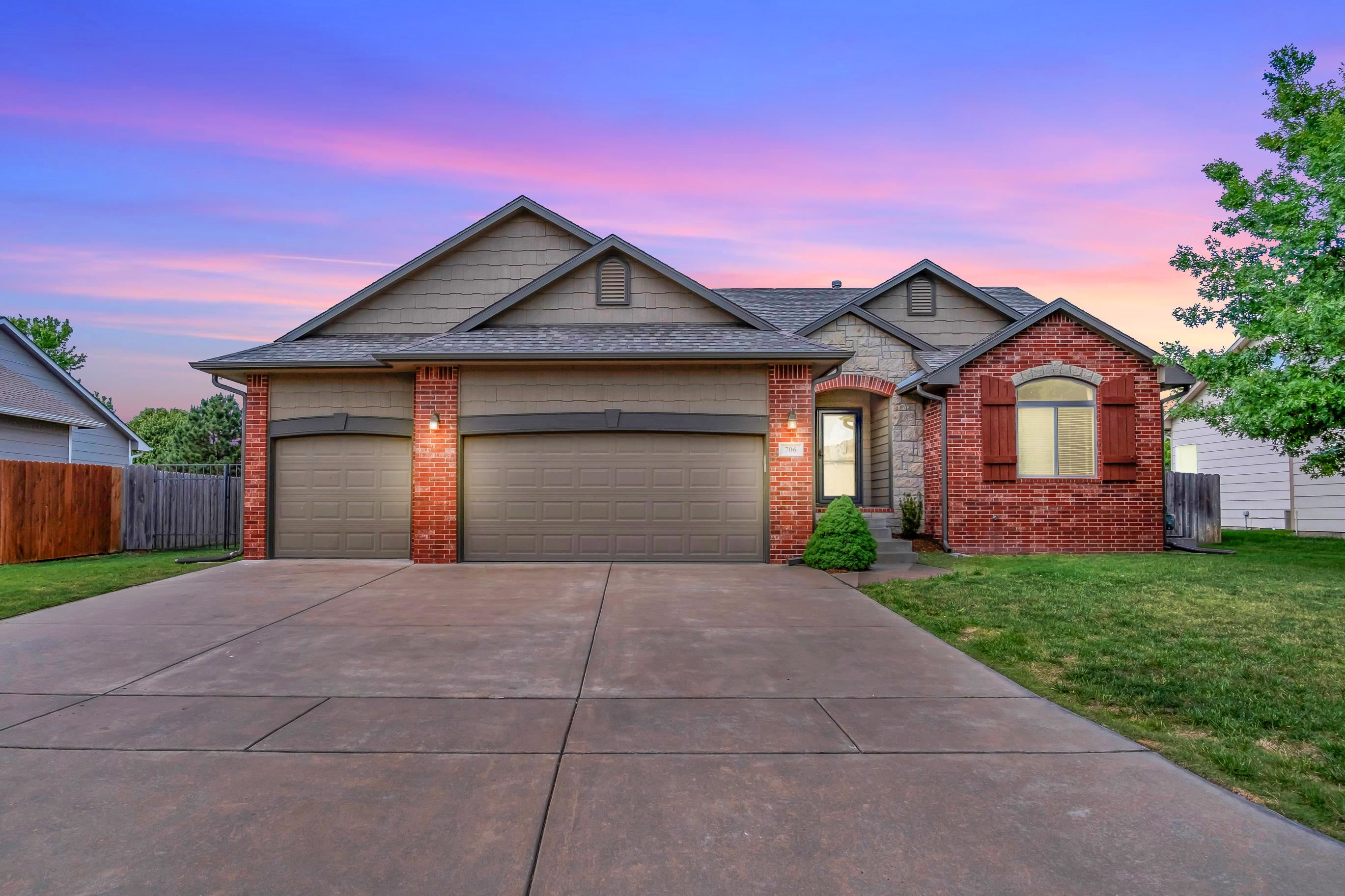706 E Rolling View Drive Park City KS 67147-7314