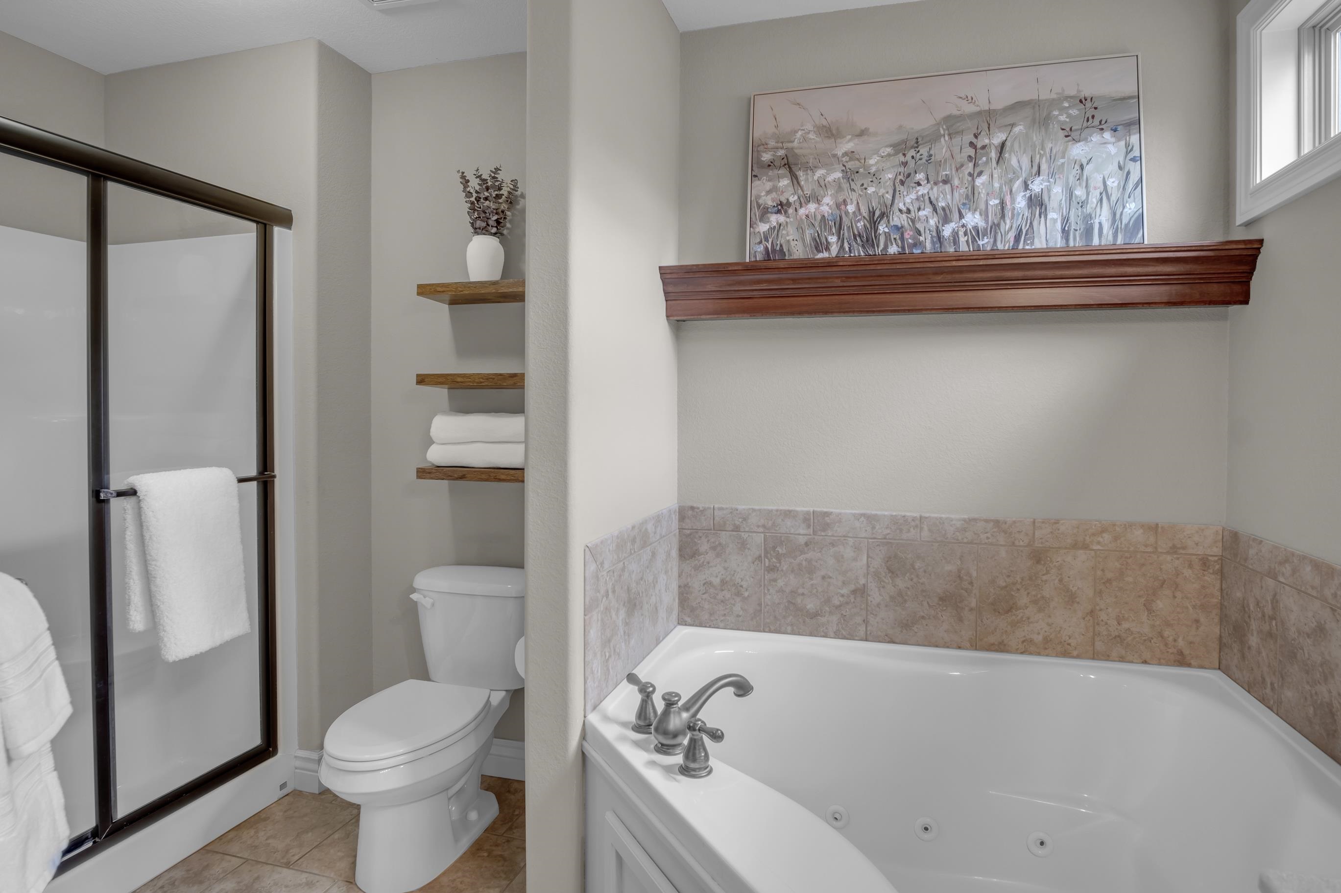 706 E Rolling View Drive Park City KS 67147-7314
