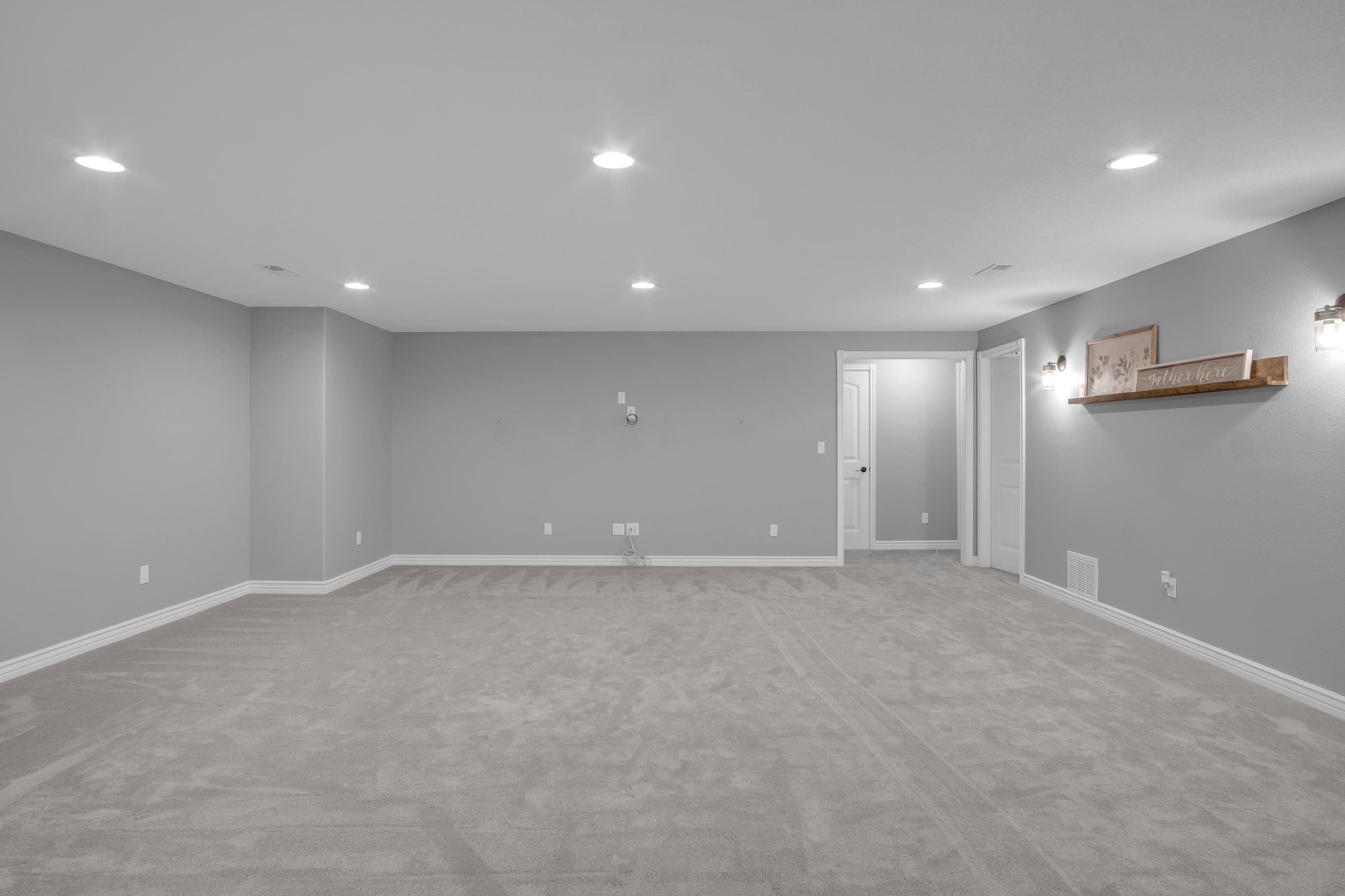 706 E Rolling View Drive Park City KS 67147-7314