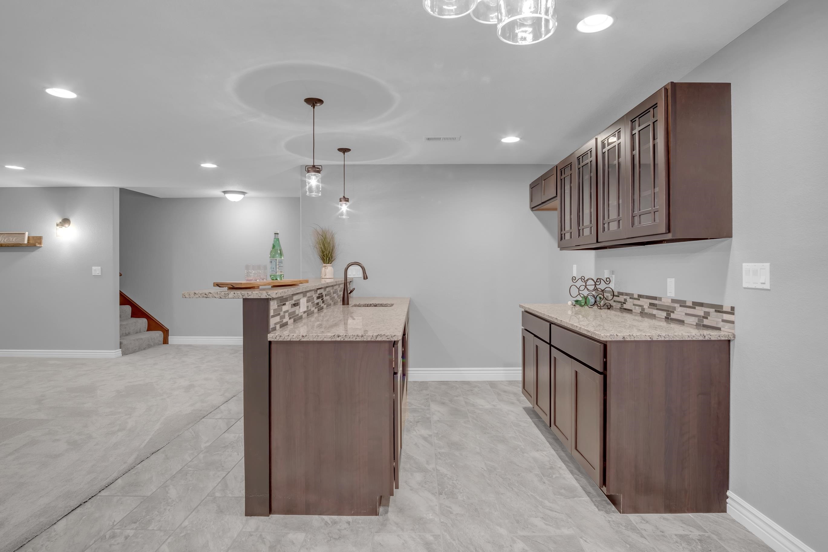 706 E Rolling View Drive Park City KS 67147-7314