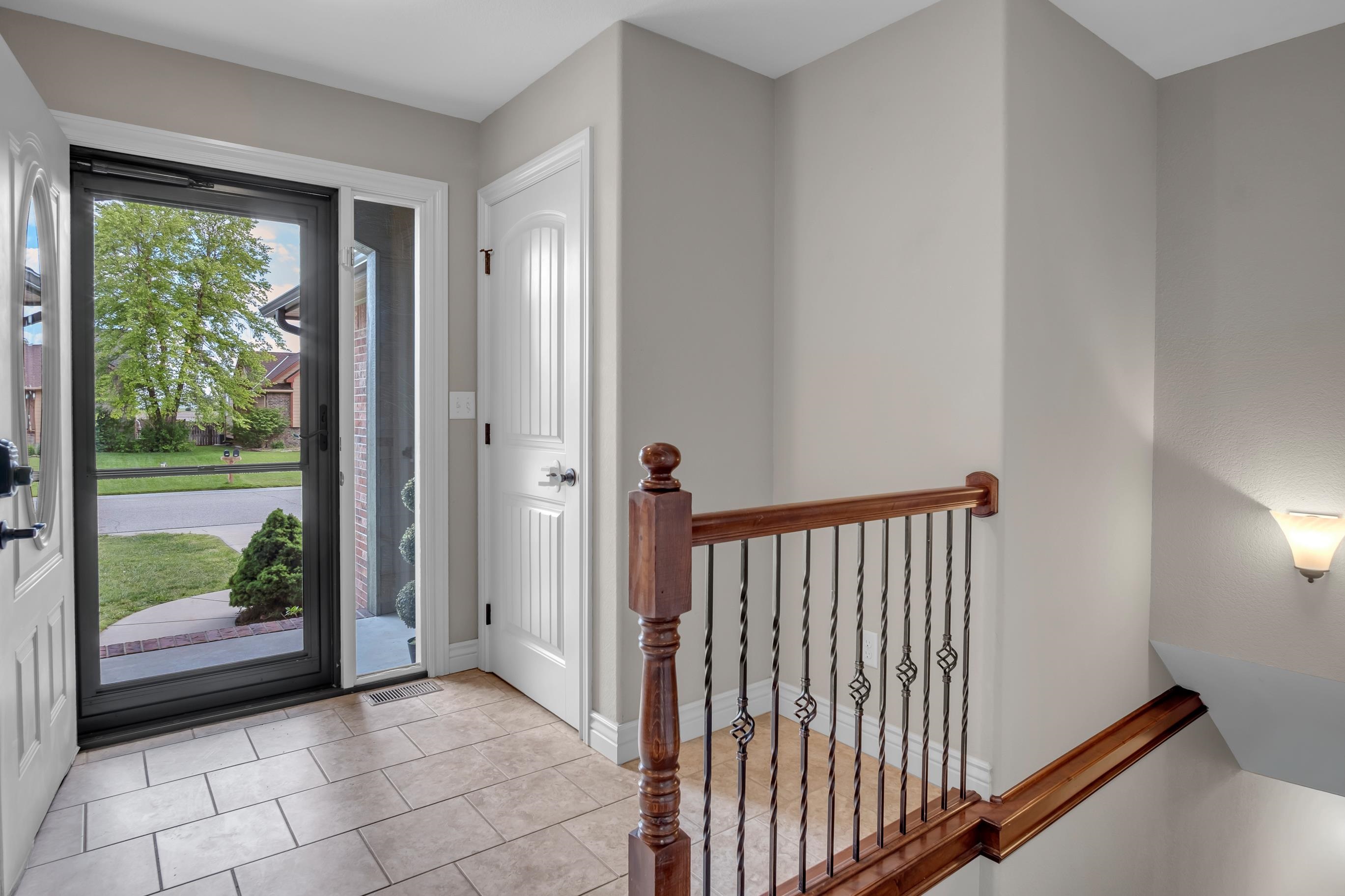 706 E Rolling View Drive Park City KS 67147-7314