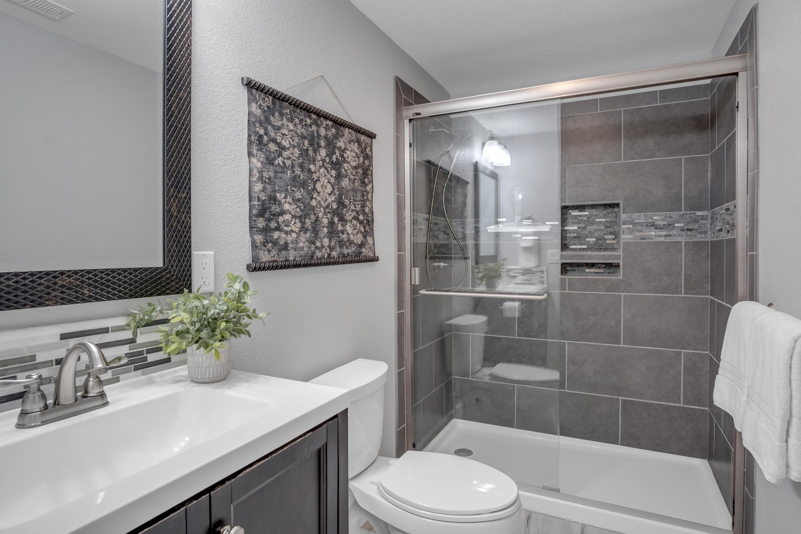 706 E Rolling View Drive Park City KS 67147-7314