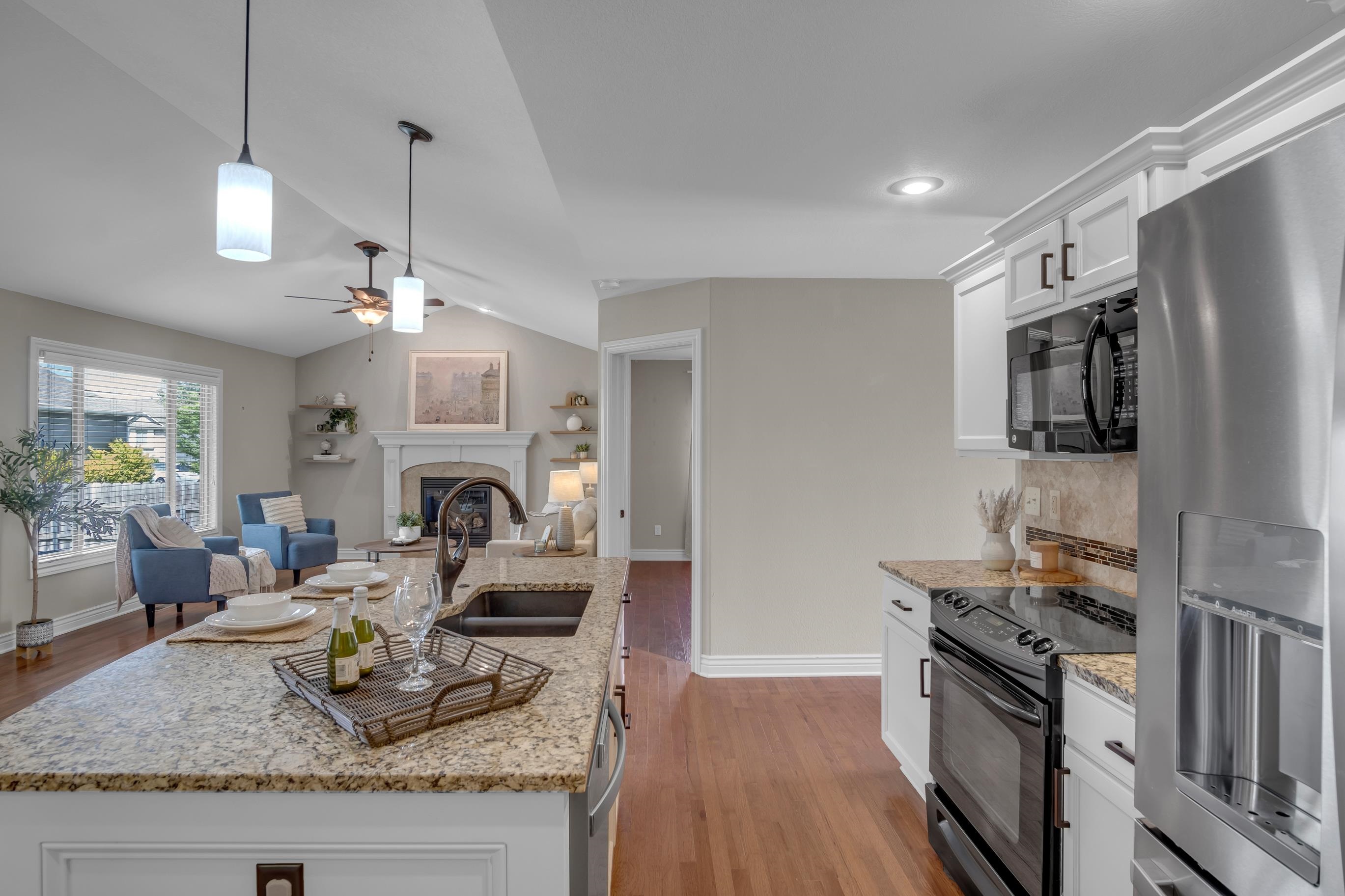 706 E Rolling View Drive Park City KS 67147-7314
