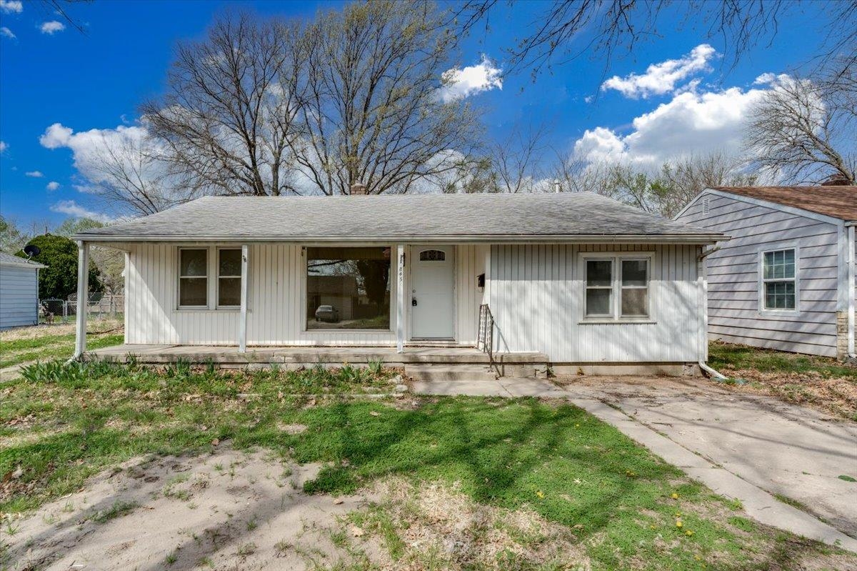 845 S Dellrose Avenue Wichita KS 67218