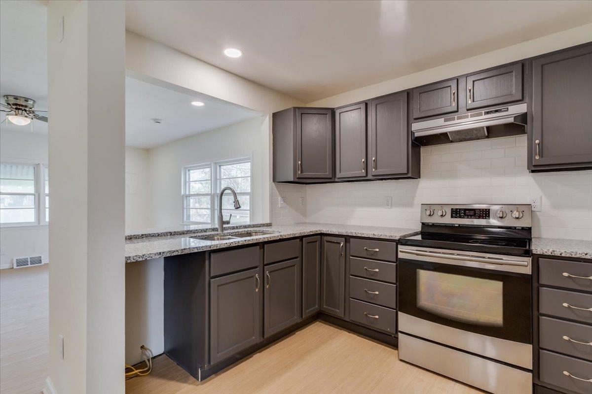 845 S Dellrose Avenue Wichita KS 67218