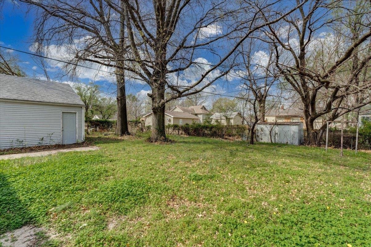 845 S Dellrose Avenue Wichita KS 67218