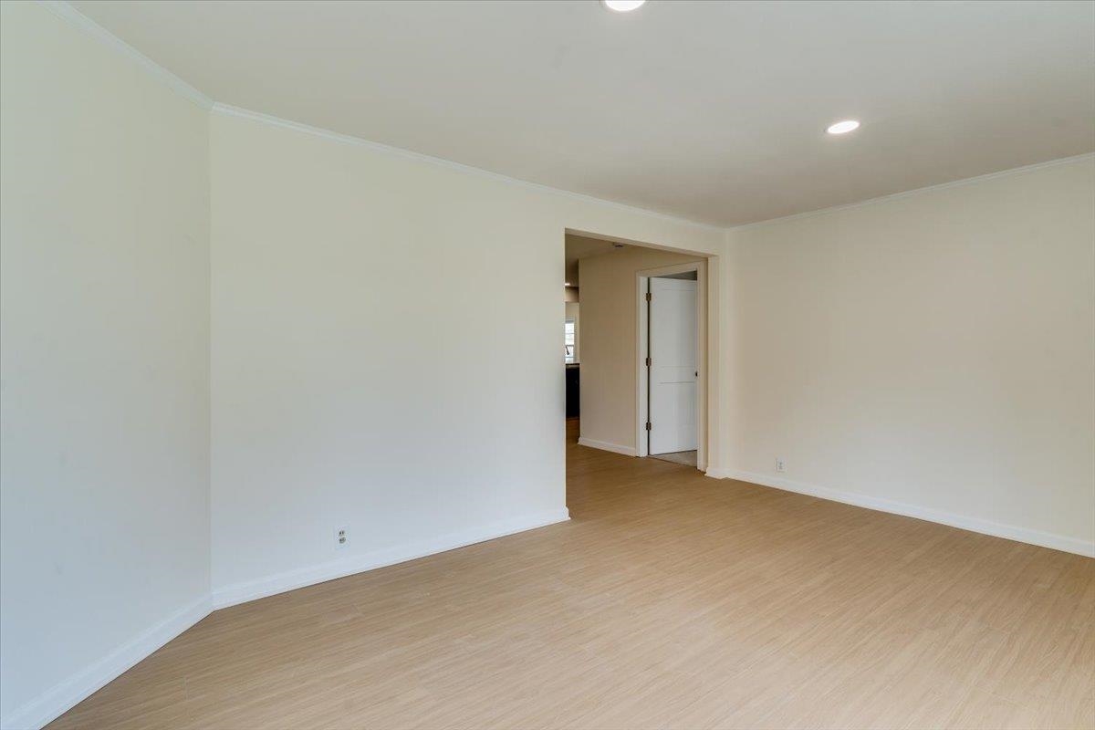 845 S Dellrose Avenue Wichita KS 67218