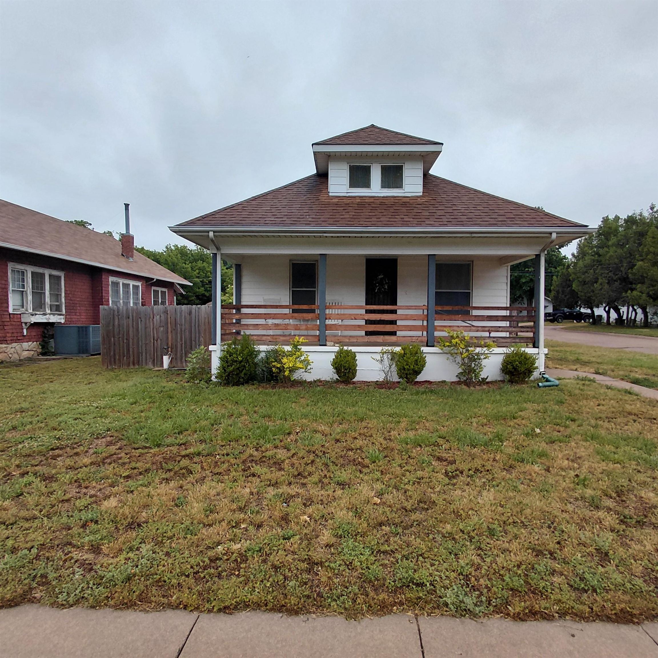 903 N Washington Wellington KS 67152