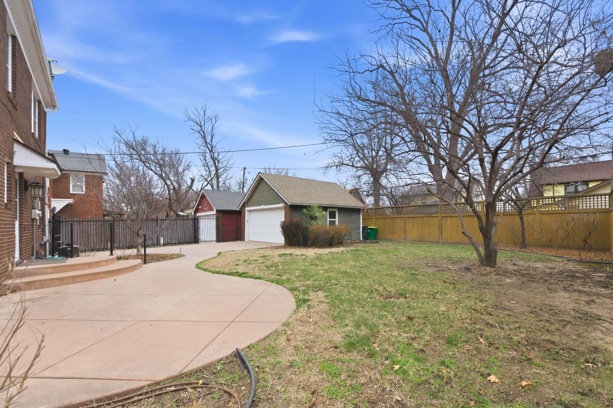 260 S Dellrose Avenue Wichita KS 67218
