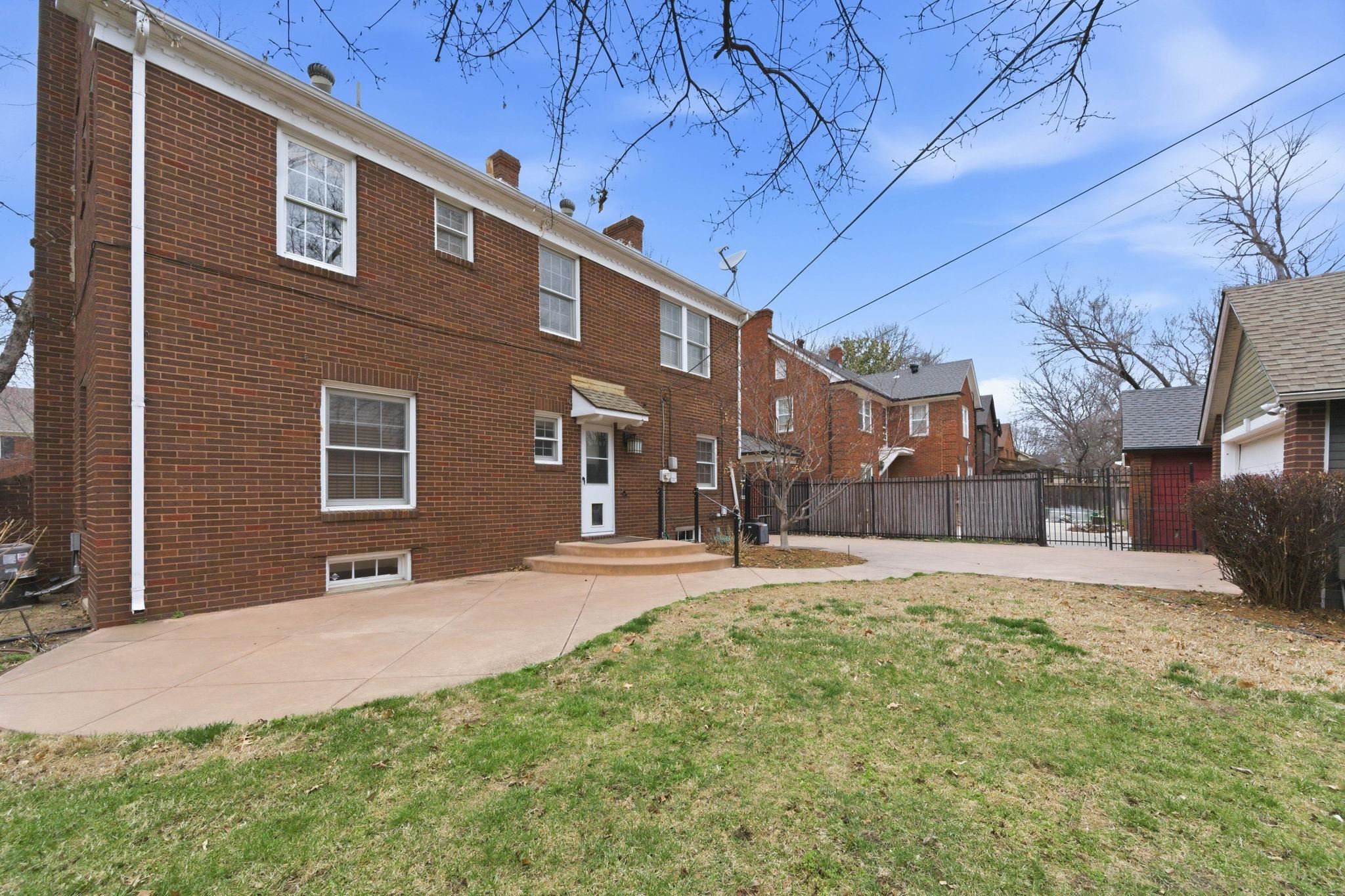 260 S Dellrose Avenue Wichita KS 67218