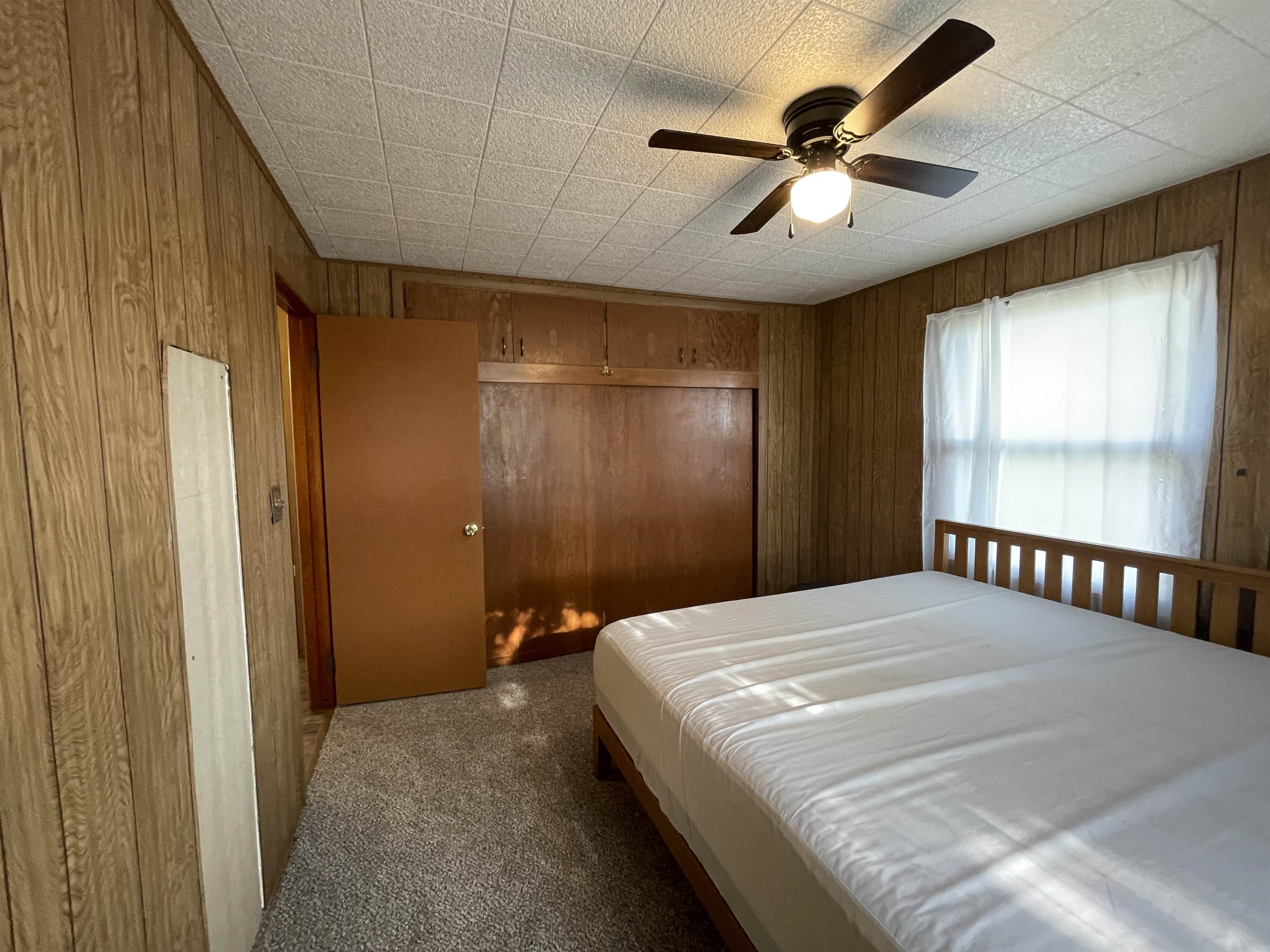 1321 N B Wellington KS 67152