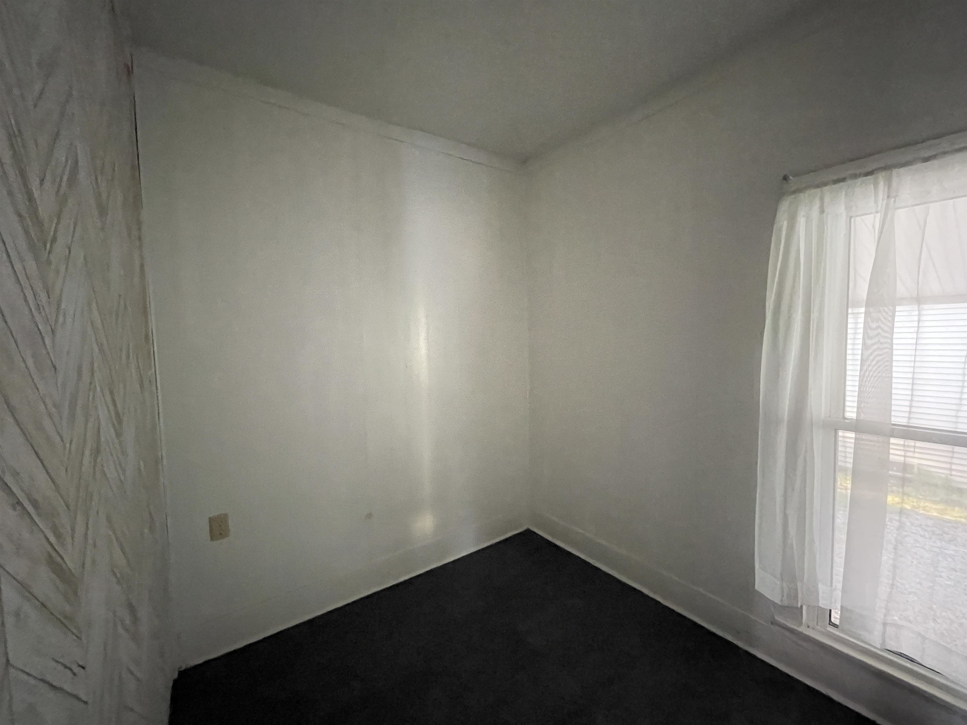 1321 N B Wellington KS 67152