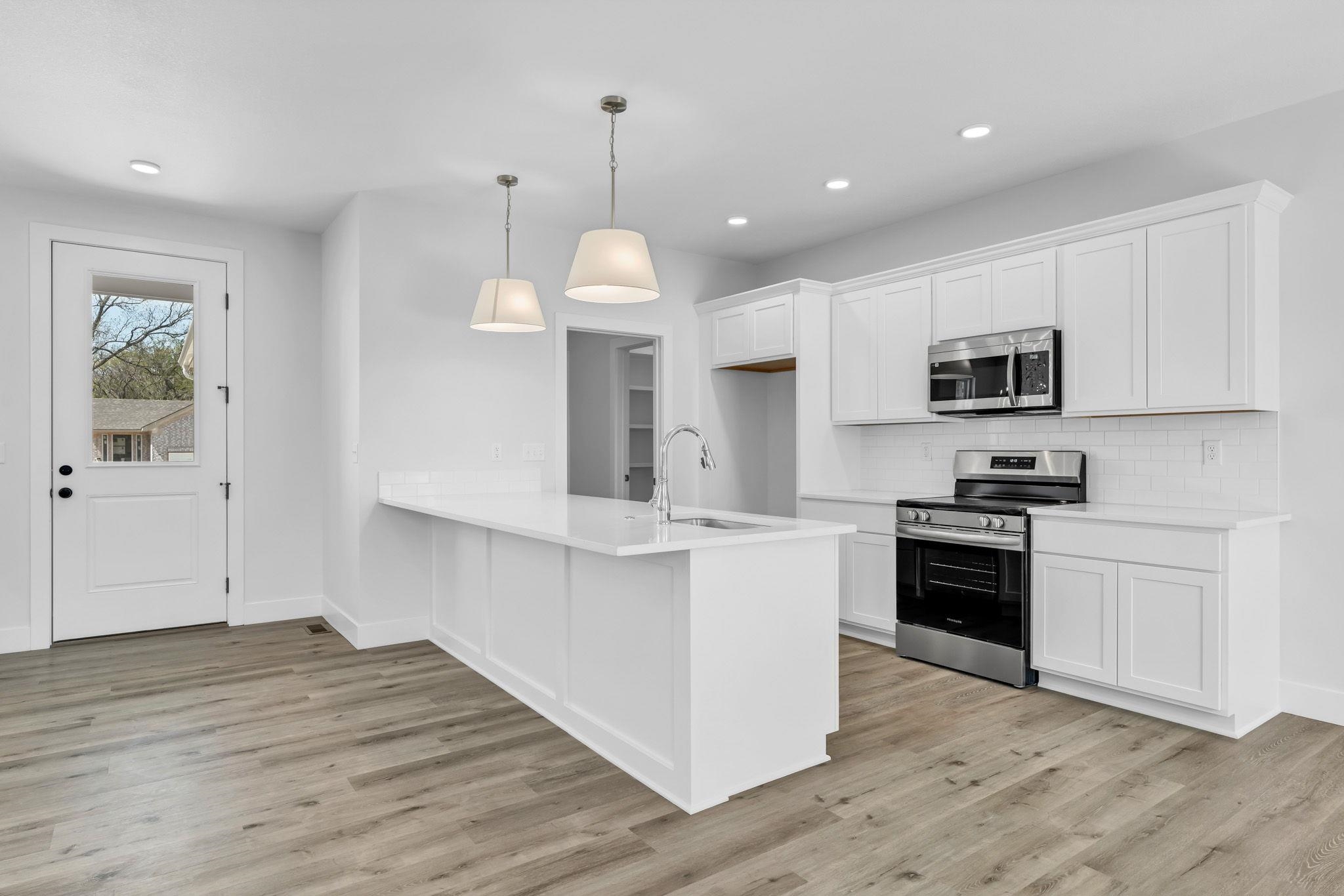 1542 S Meadowhaven Street Andover KS 67002