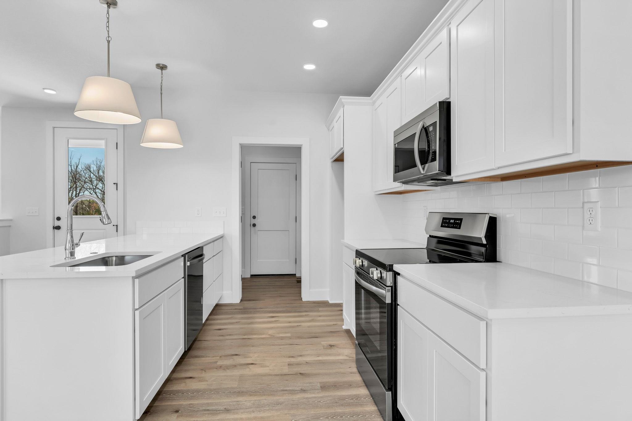 1542 S Meadowhaven Street Andover KS 67002