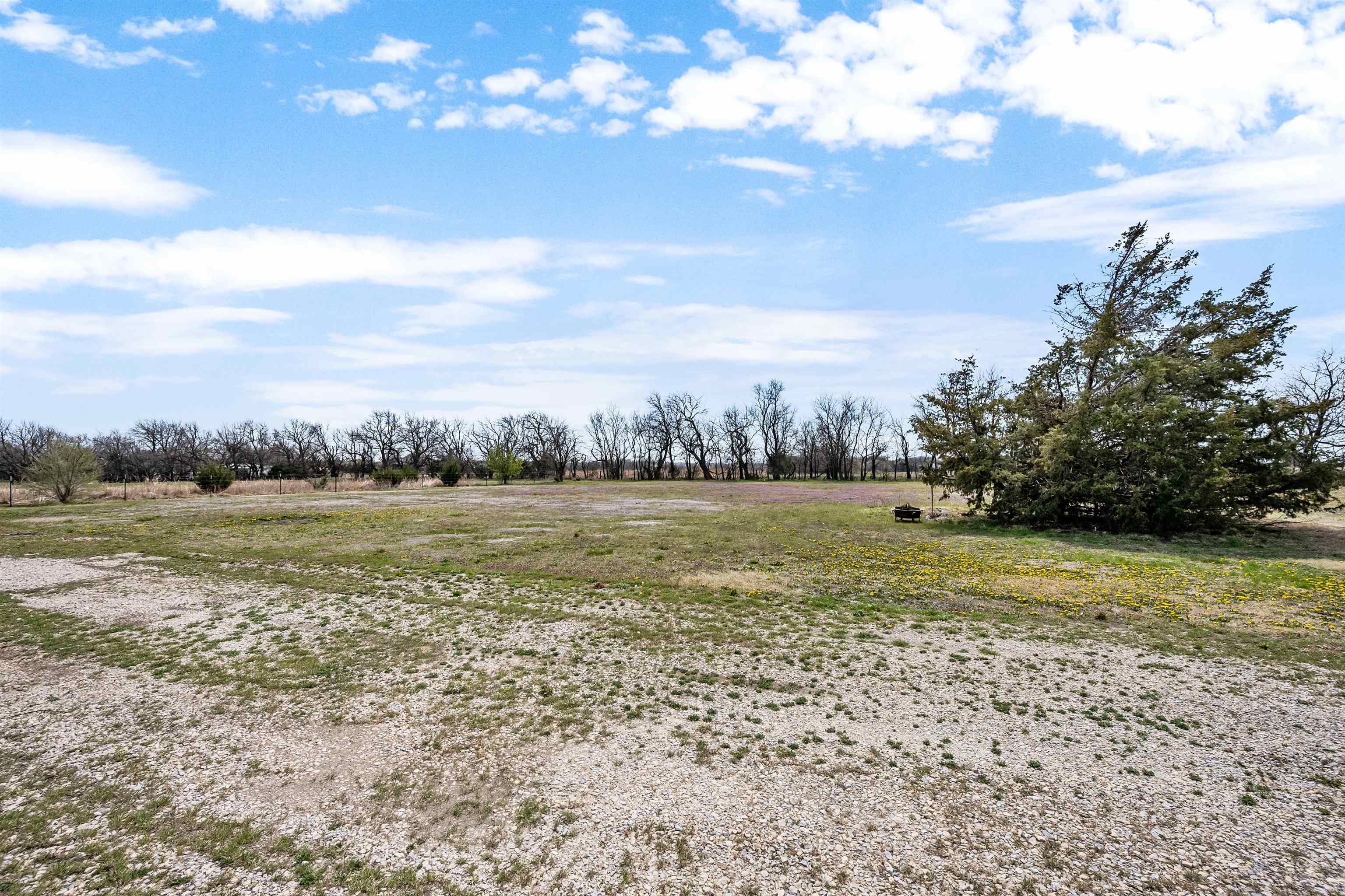 5940 S 107th Street E Derby KS 67037