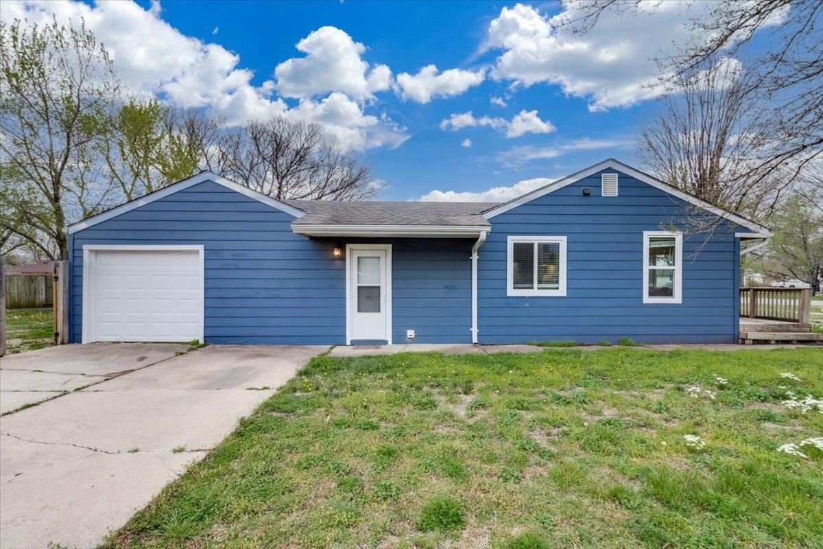 104 S Chestnut Street Douglass KS 67039
